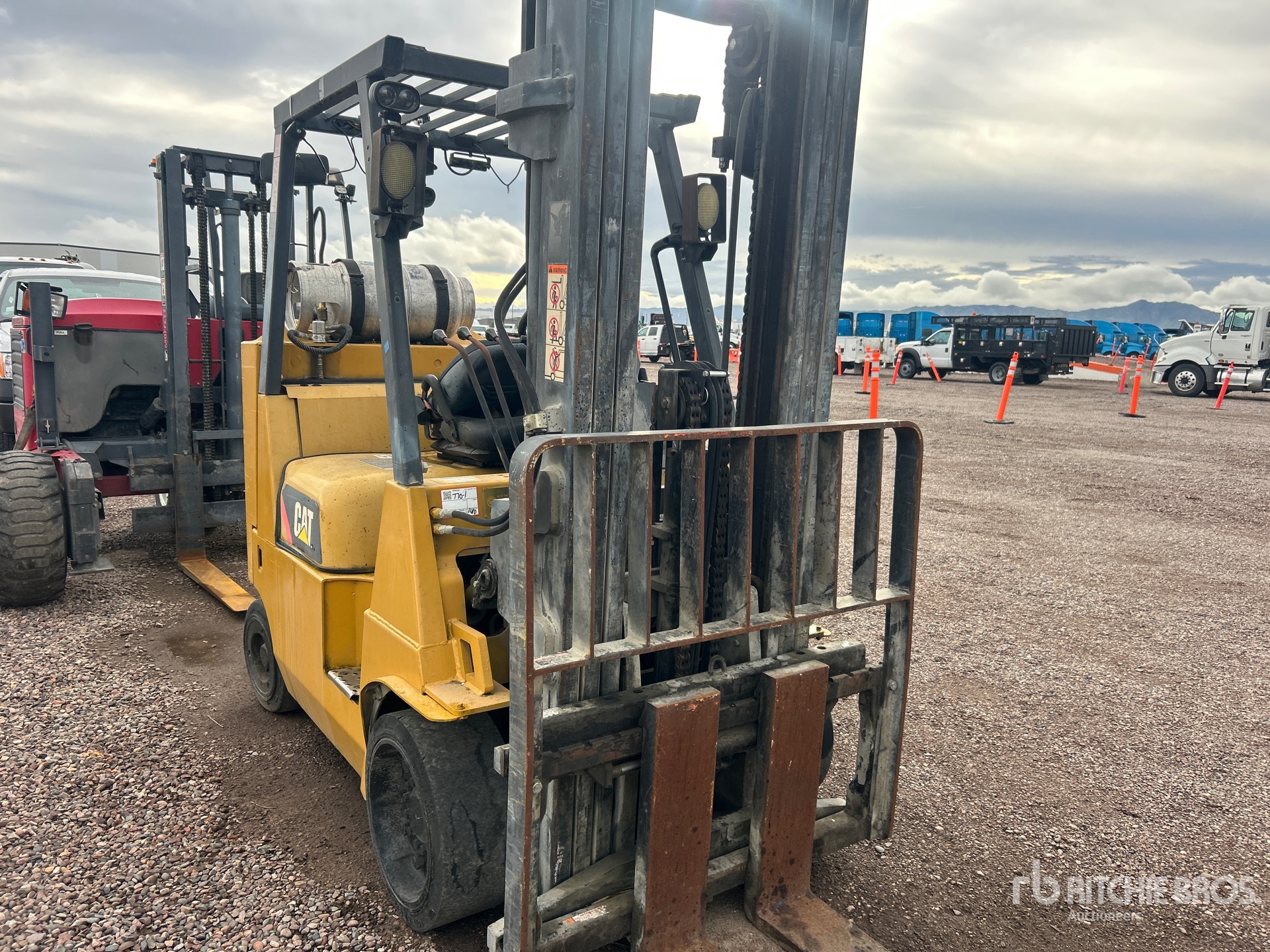 General Appearance with Foto, angolo anteriore destro