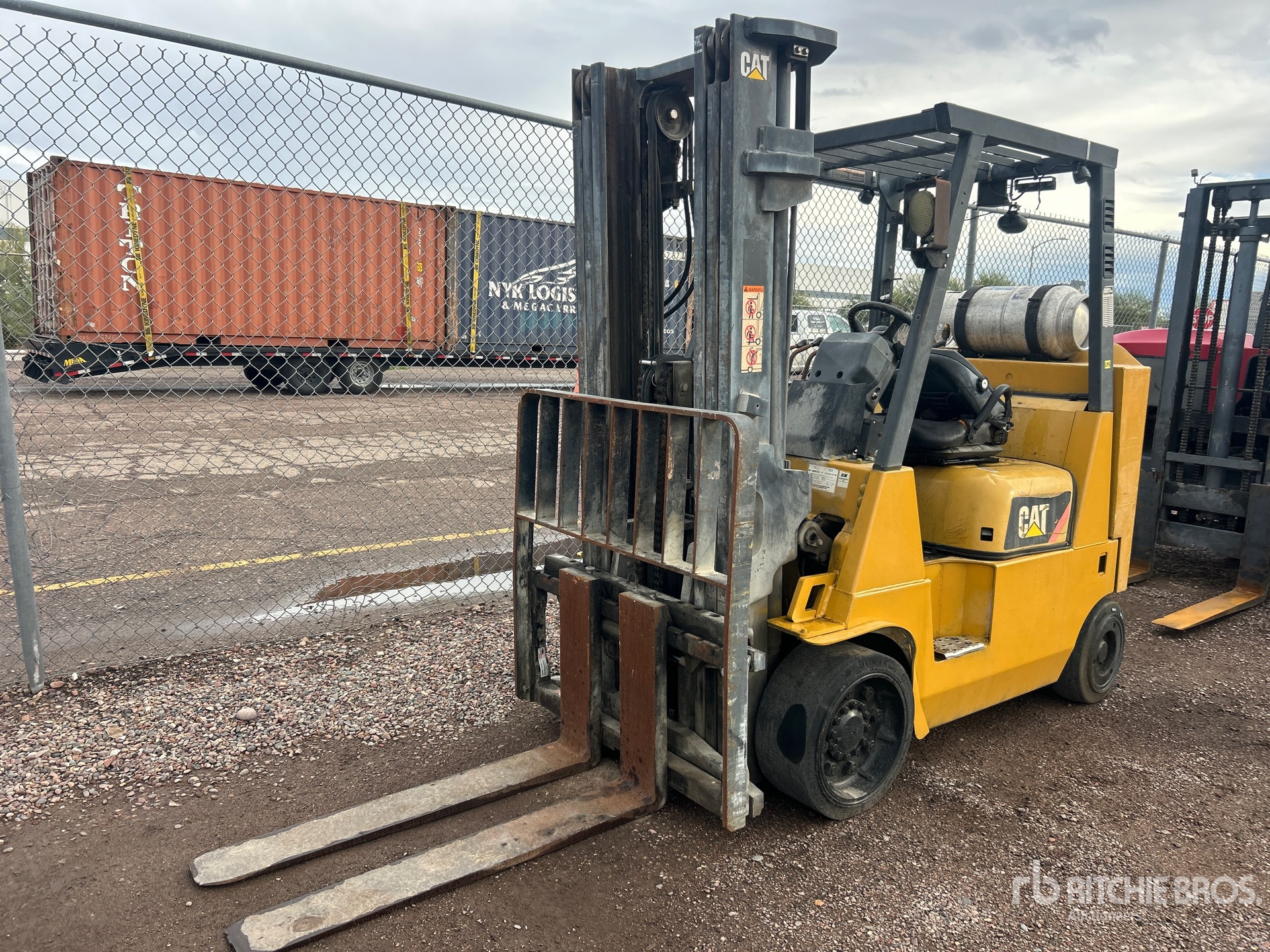 General Appearance with Foto, angolo anteriore sinistro