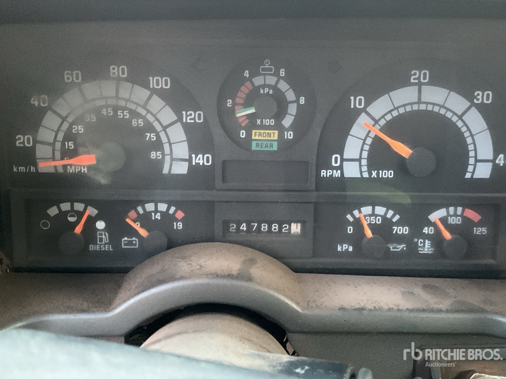 General Appearance with Hour Meter / Odometer