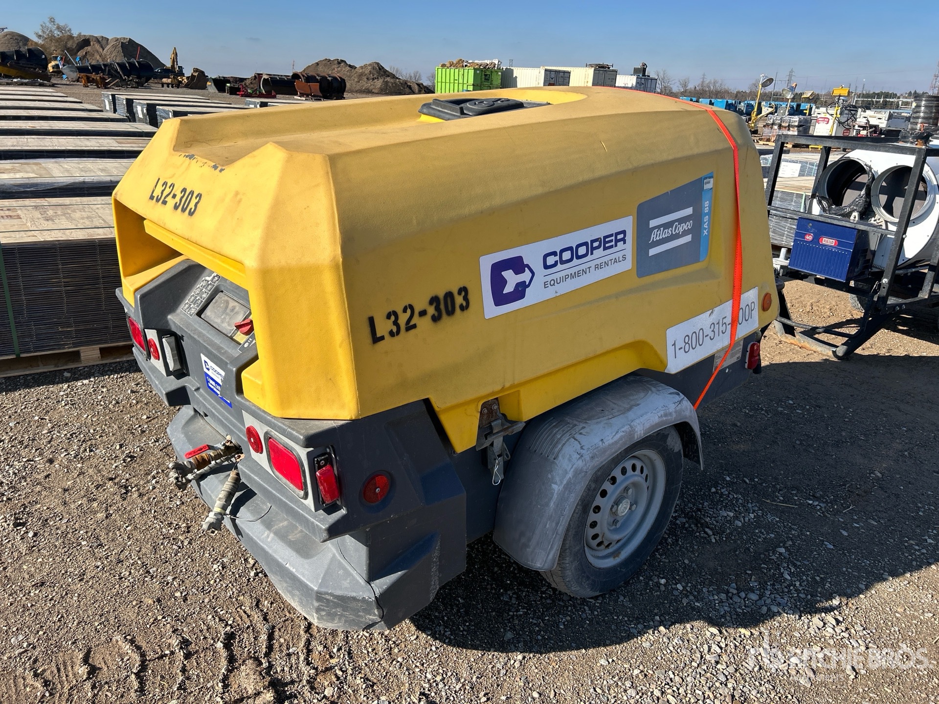 General Appearance with Picture, Right Rear Corner