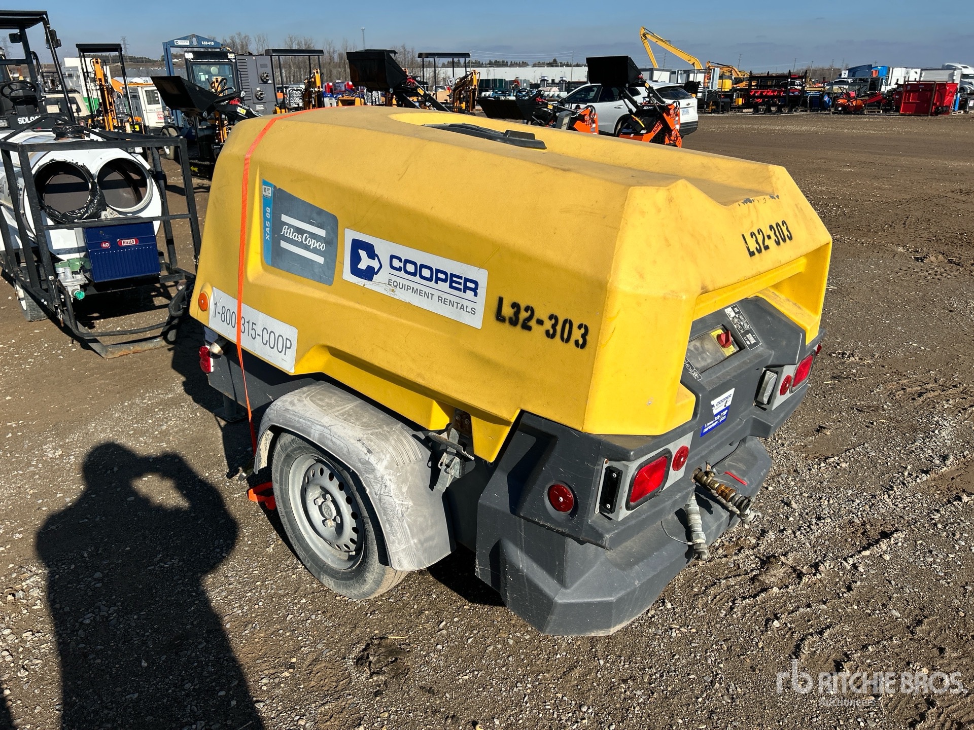 General Appearance with Picture, Left Rear Corner