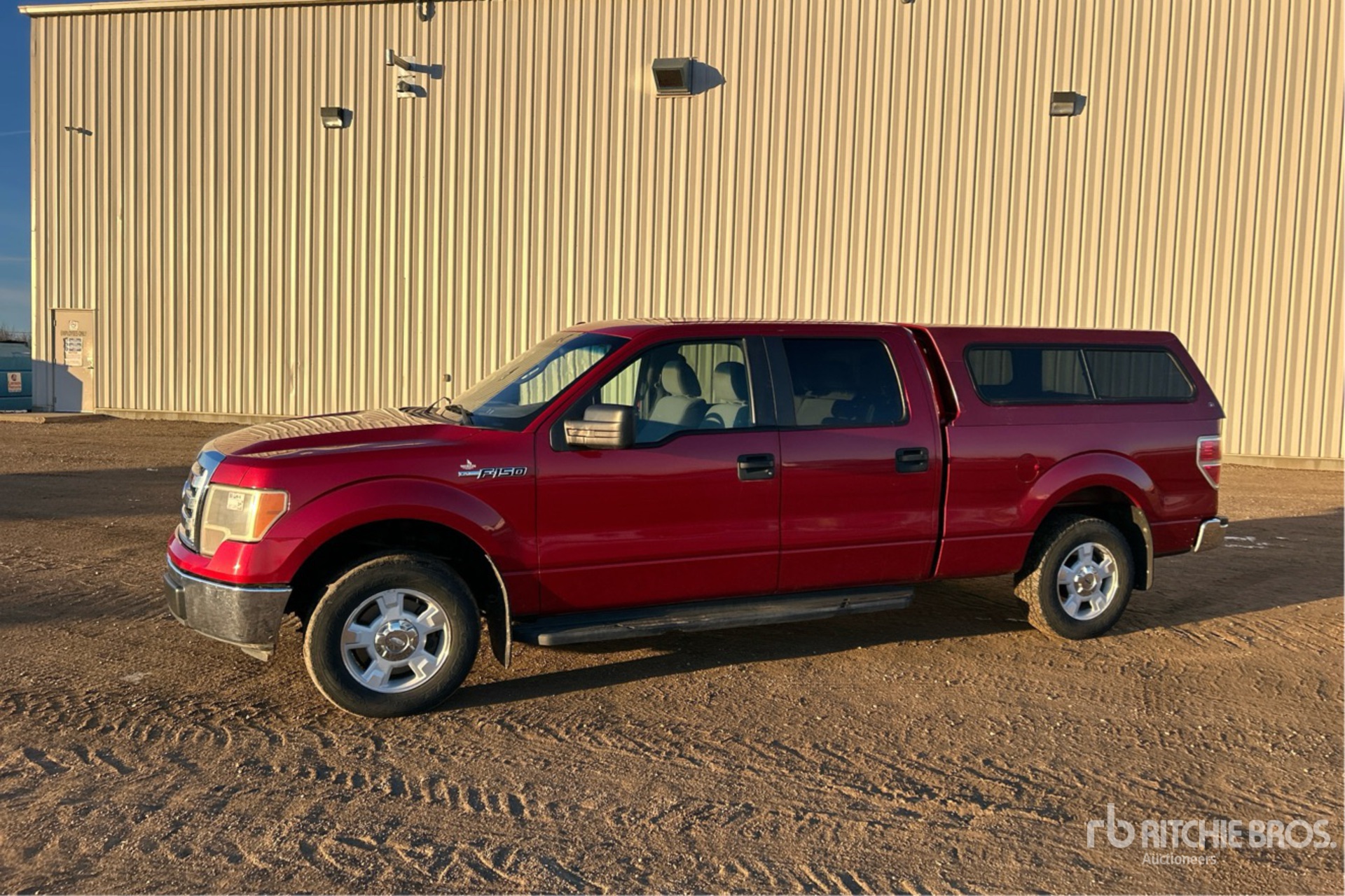 General Appearance with Picture, Left Front Corner