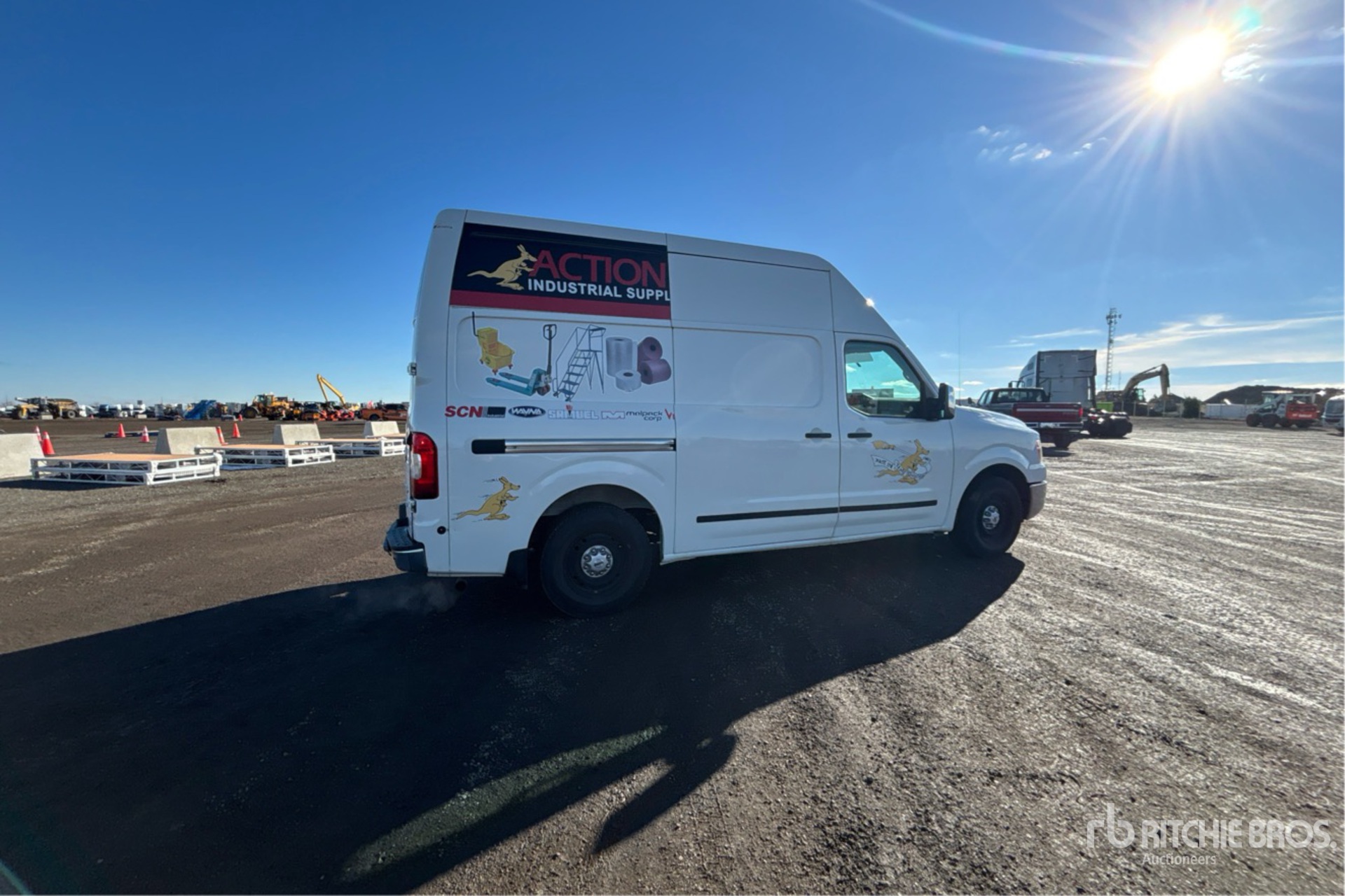 General Appearance with Picture, Right Rear Corner