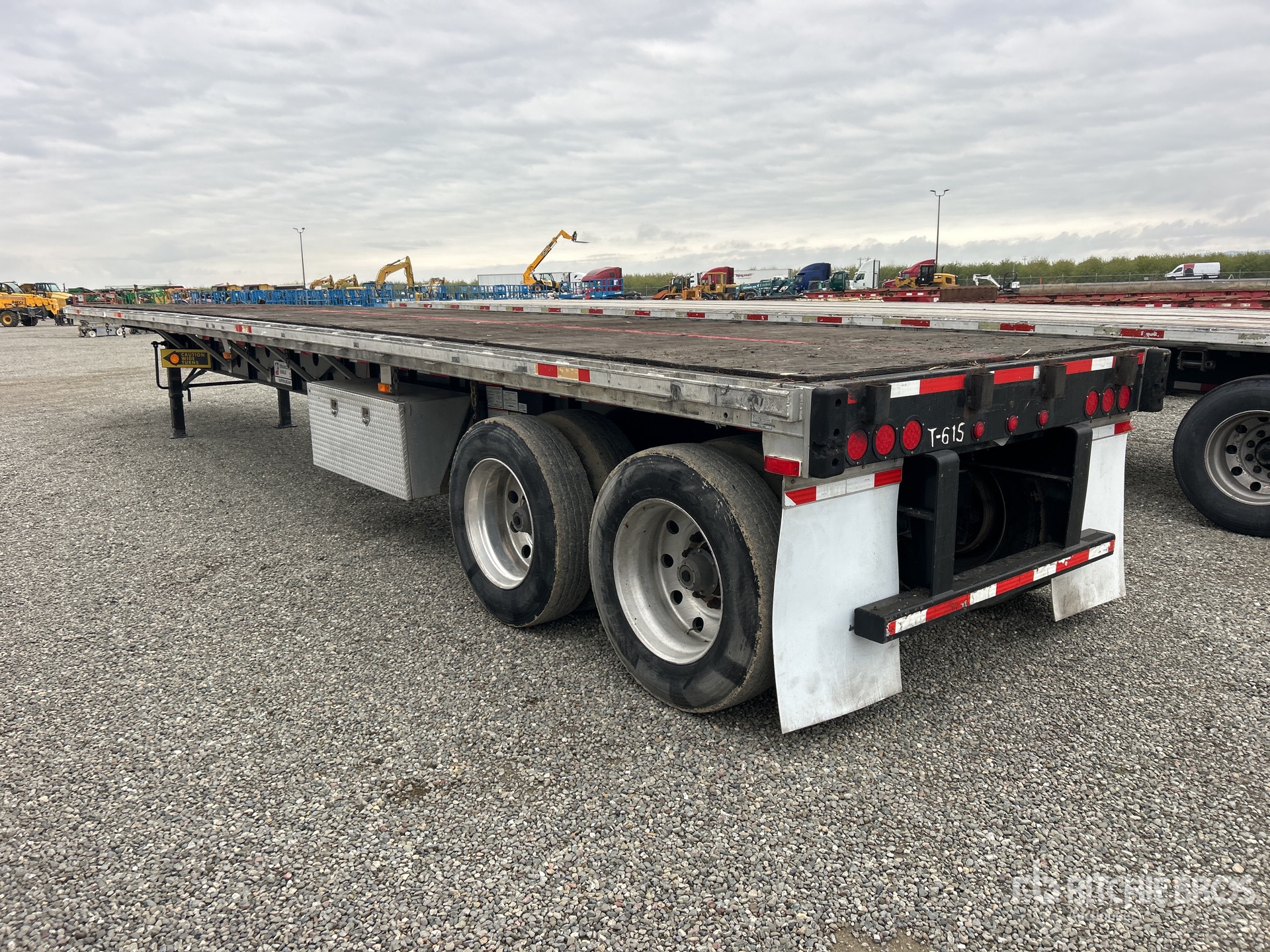 General Appearance with Imagen: esquina trasera izquierda