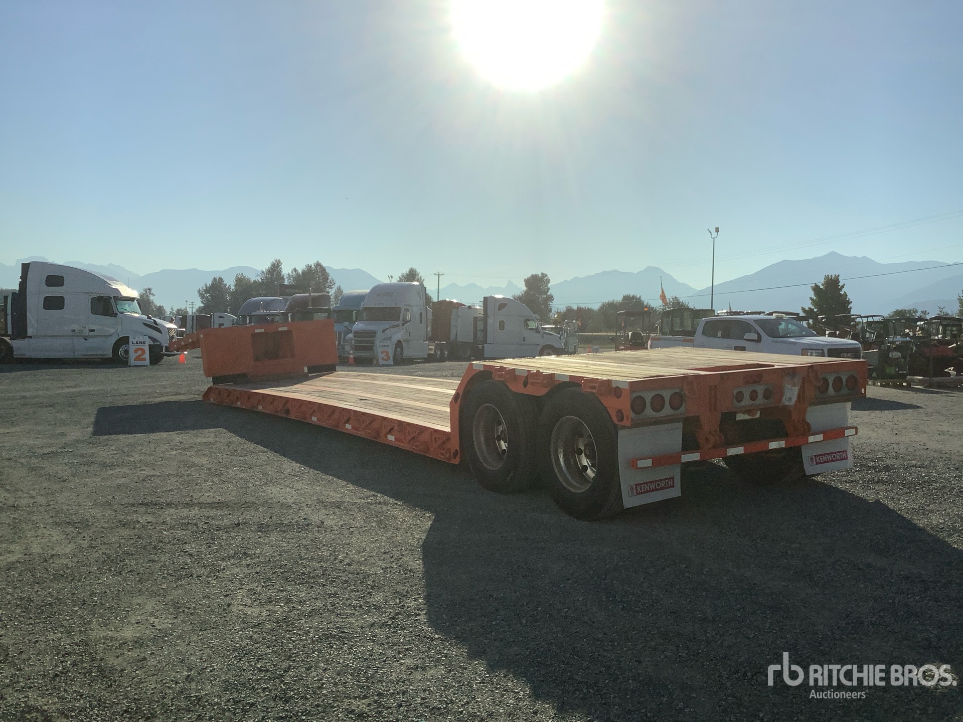 General Appearance with Picture, Left Rear Corner