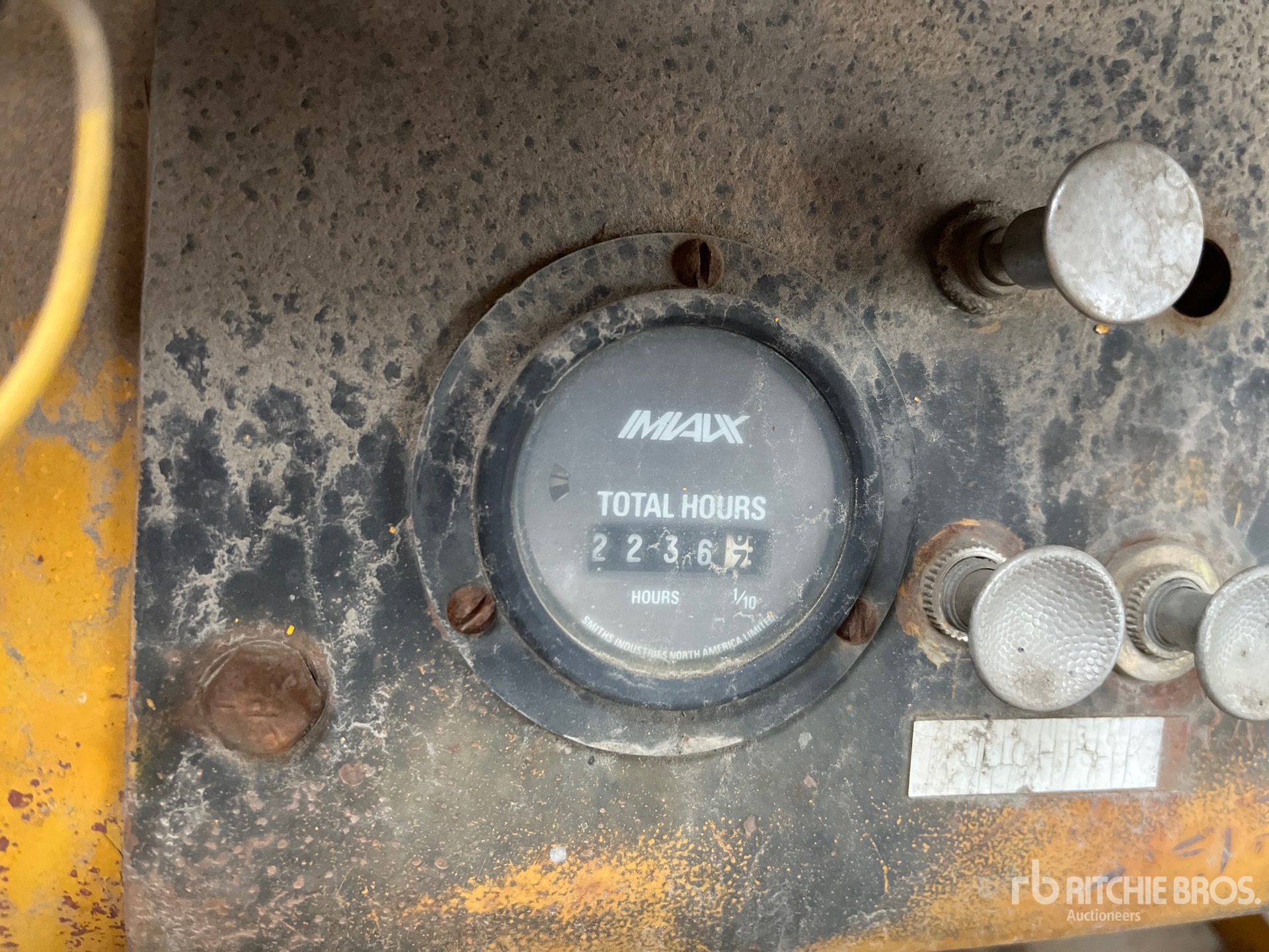 General Appearance with Hour Meter / Odometer