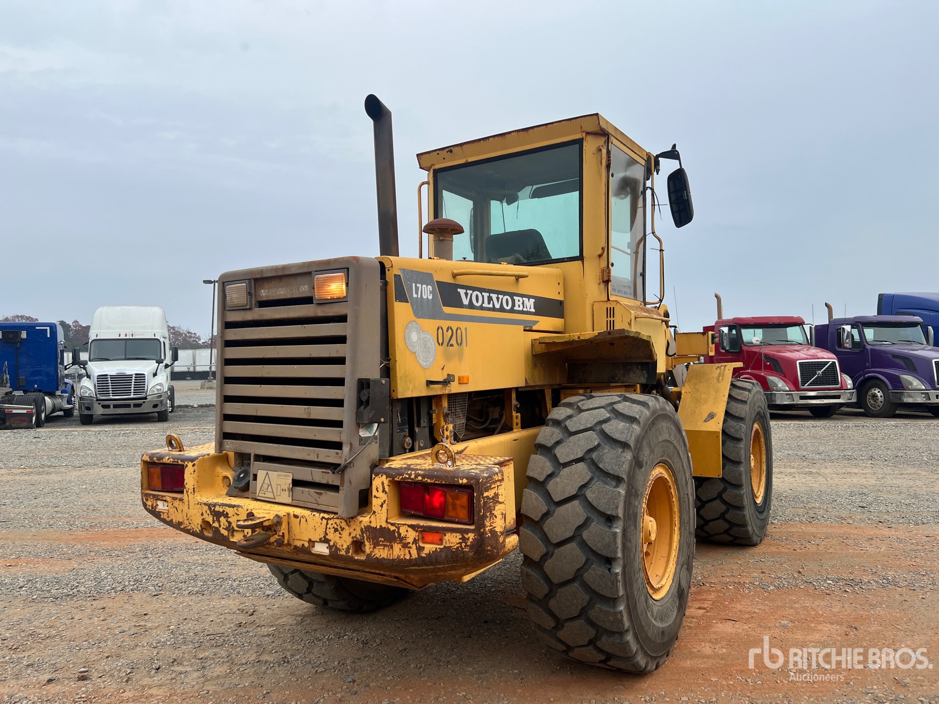 General Appearance with Picture, Right Rear Corner