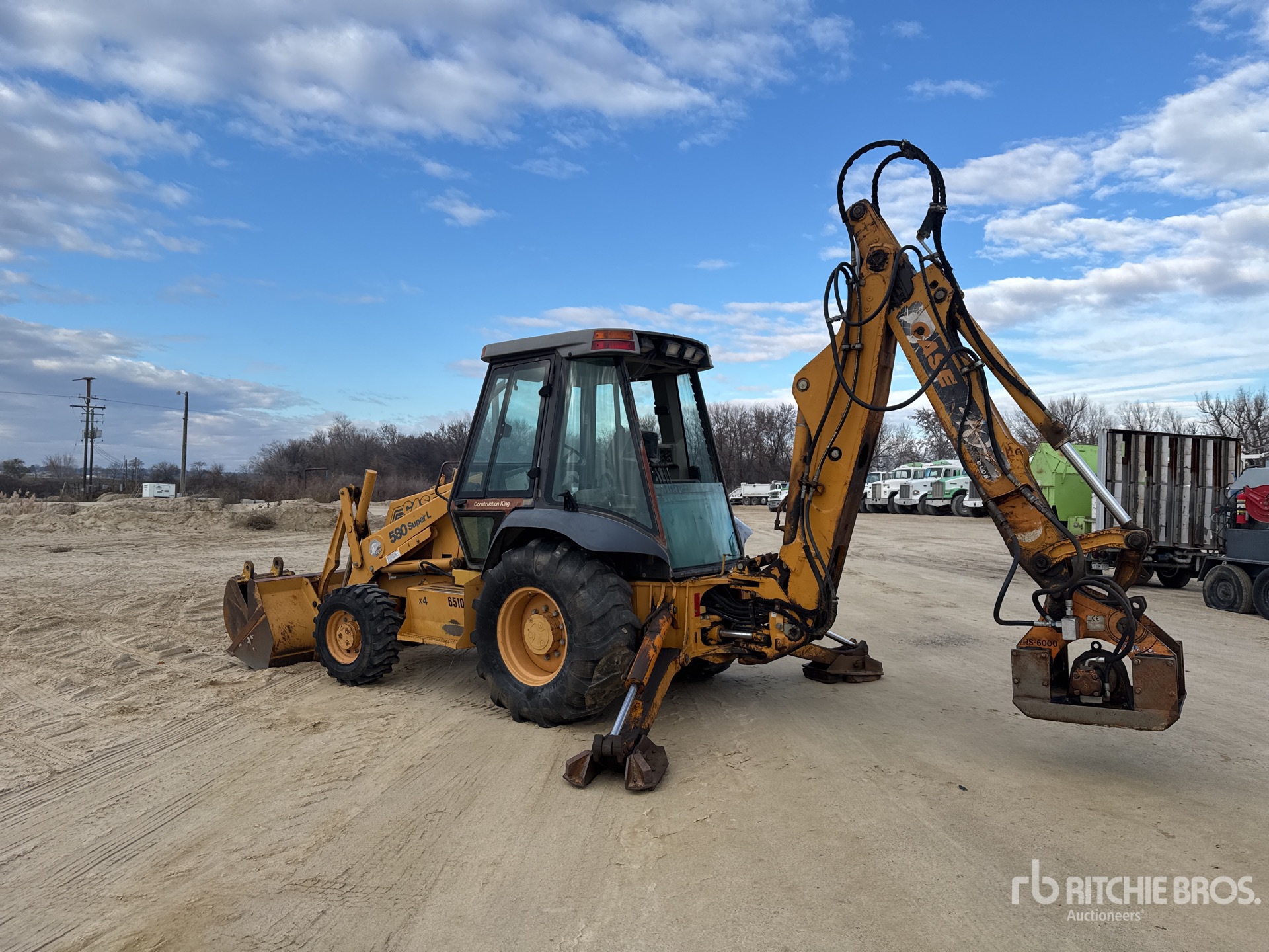 General Appearance with Foto, angolo posteriore sinistro