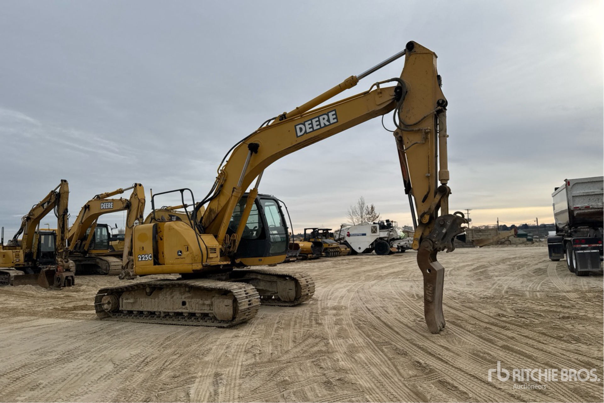 General Appearance with Picture, Right Front Corner