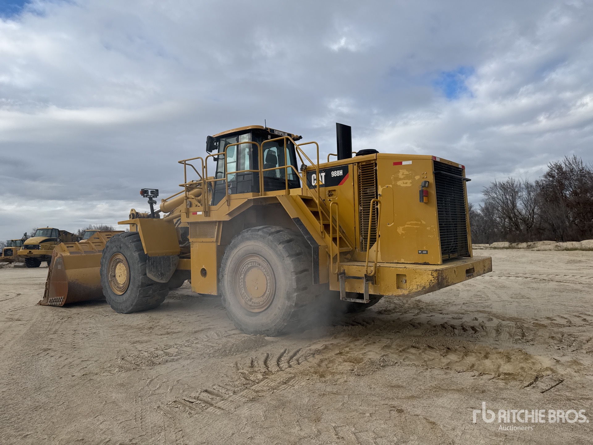 General Appearance with Imagen: esquina trasera izquierda