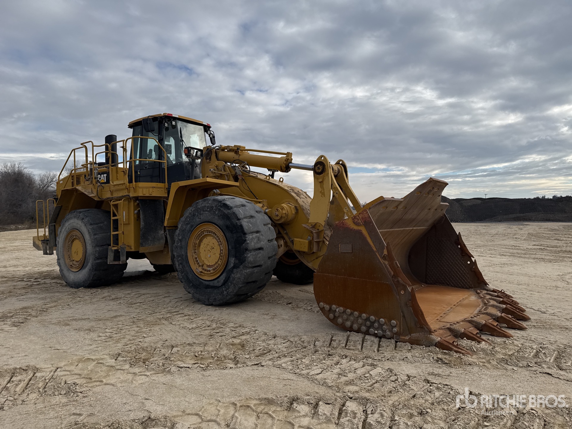 General Appearance with Imagen: esquina delantera derecha