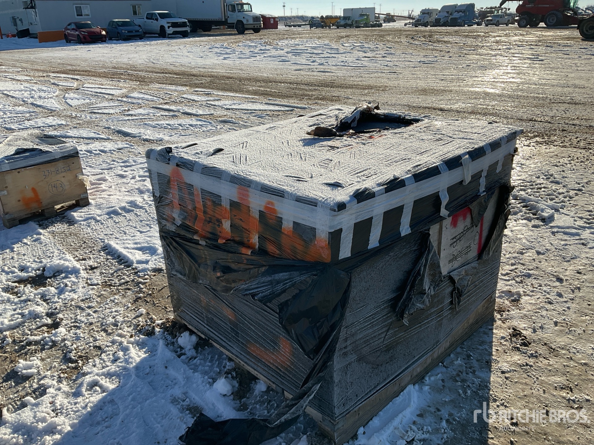 General Appearance with Foto, angolo anteriore sinistro