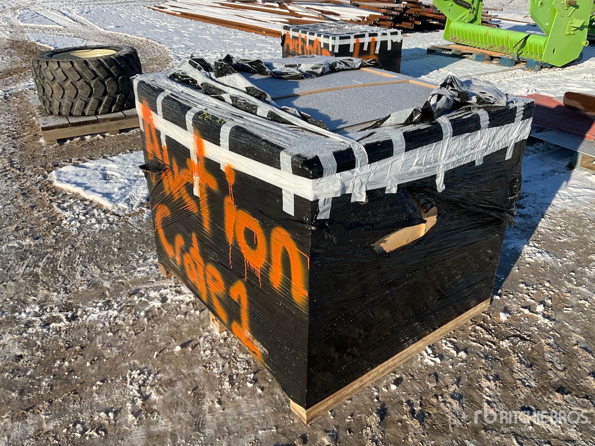 General Appearance with Picture, Left Front Corner