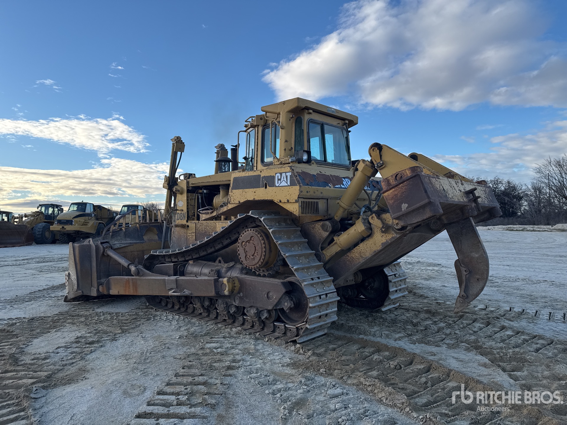 General Appearance with Imagen: esquina trasera izquierda