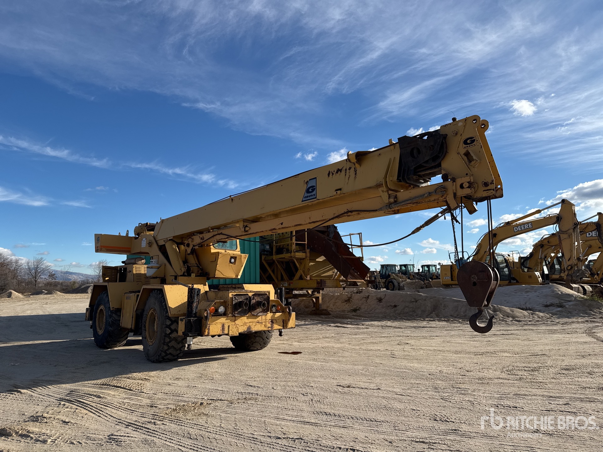 General Appearance with Bild, Ecke vorne rechts