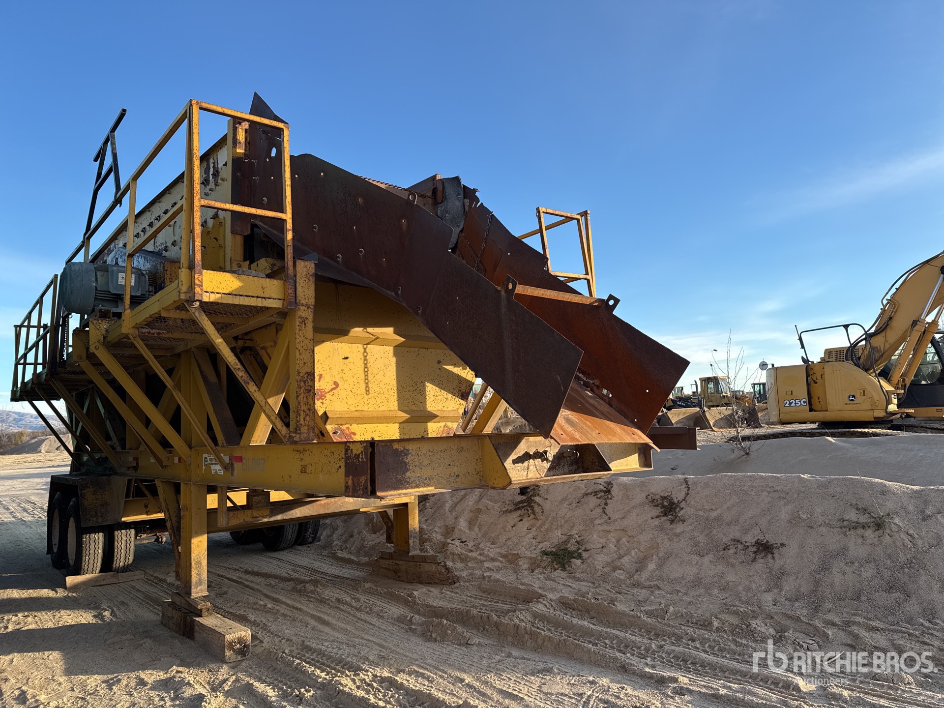 General Appearance with Bild, Ecke vorne rechts