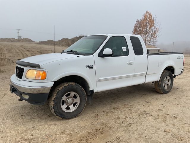 2002 Ford F-150 4x4 Extended Cab Pickup
