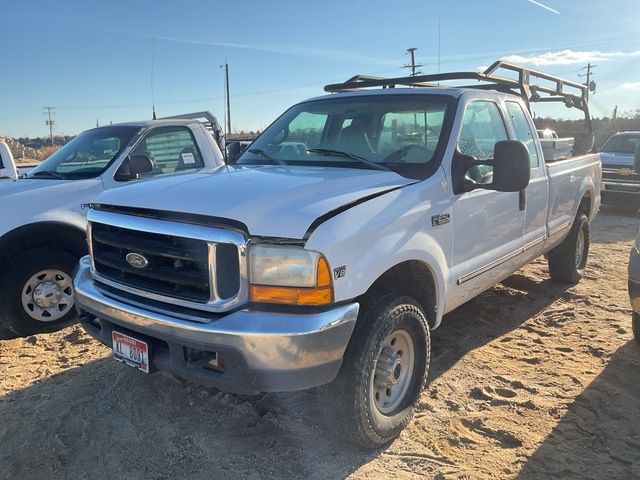 1999 Ford F-250 XLT 4x4 Extended Cab Pickup (Inoperable)