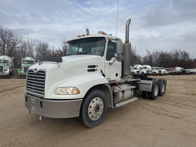 2005 Mack CX613 6x4 T/A Day Cab Truck Tractor