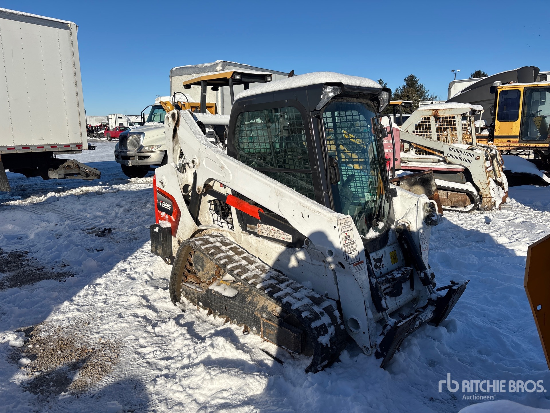 General Appearance with Picture, Right Front Corner