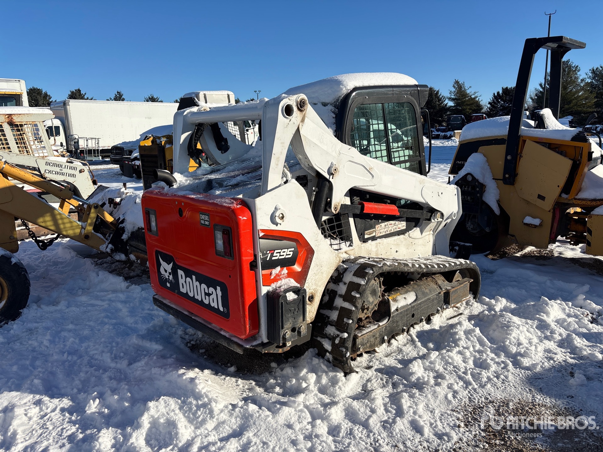 General Appearance with Picture, Right Rear Corner