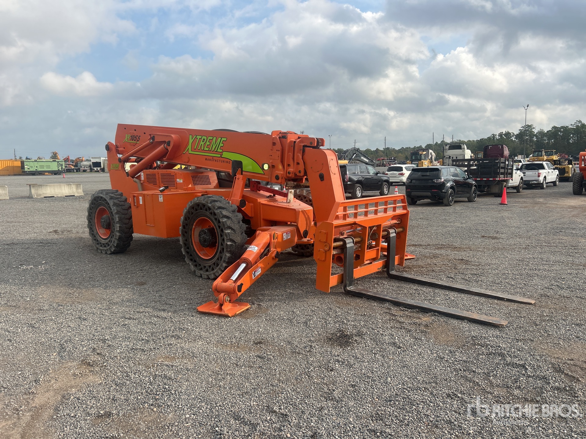 General Appearance with Bild, Ecke vorne rechts