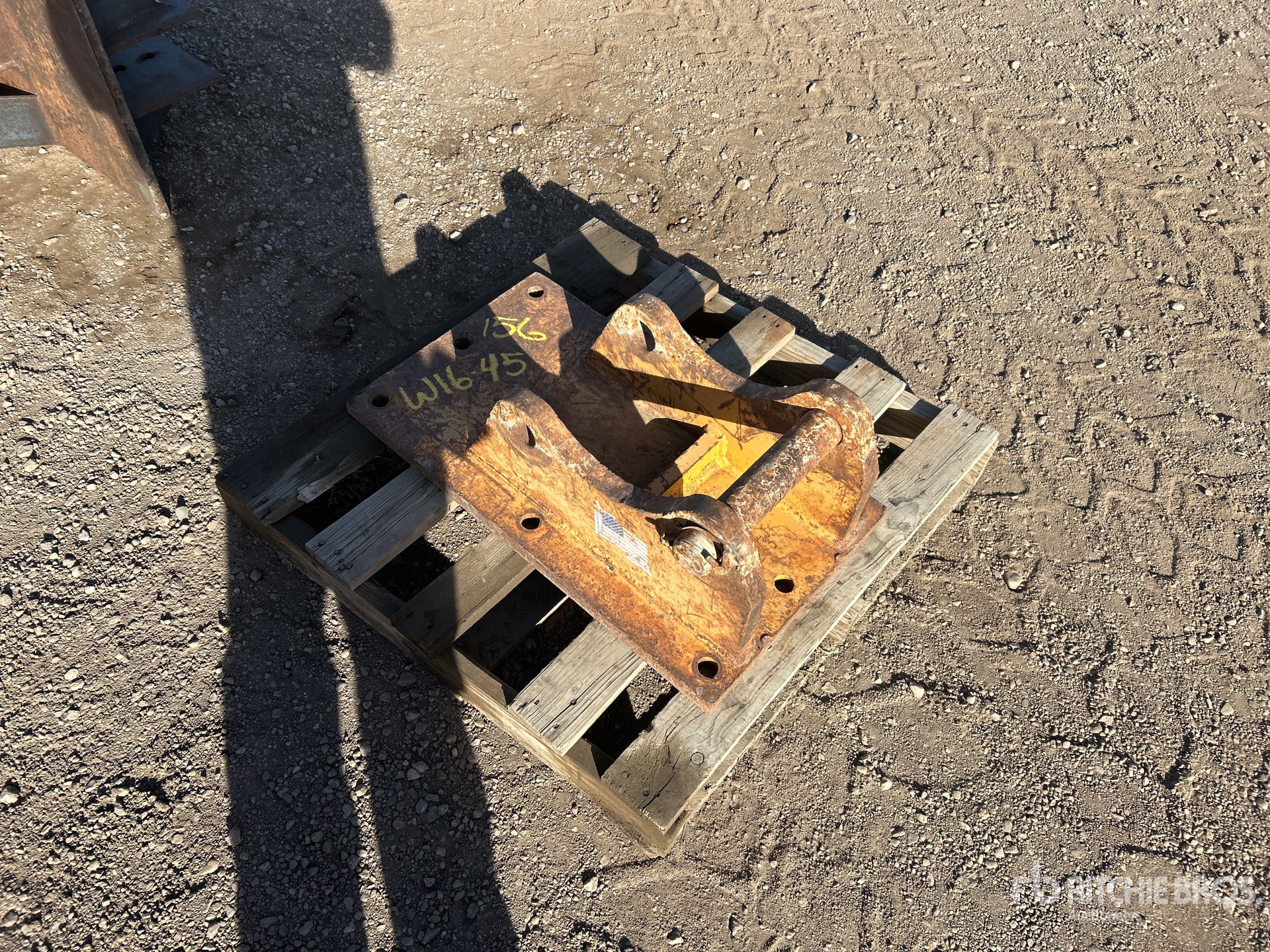 General Appearance with Bild, Ecke vorne rechts