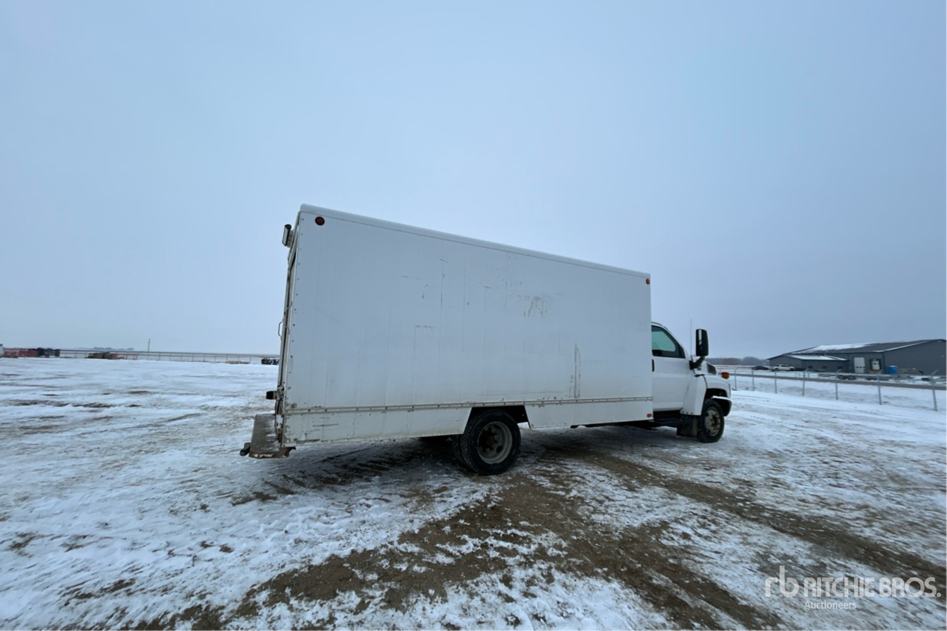 Aspect général with Image, coin arrière droit