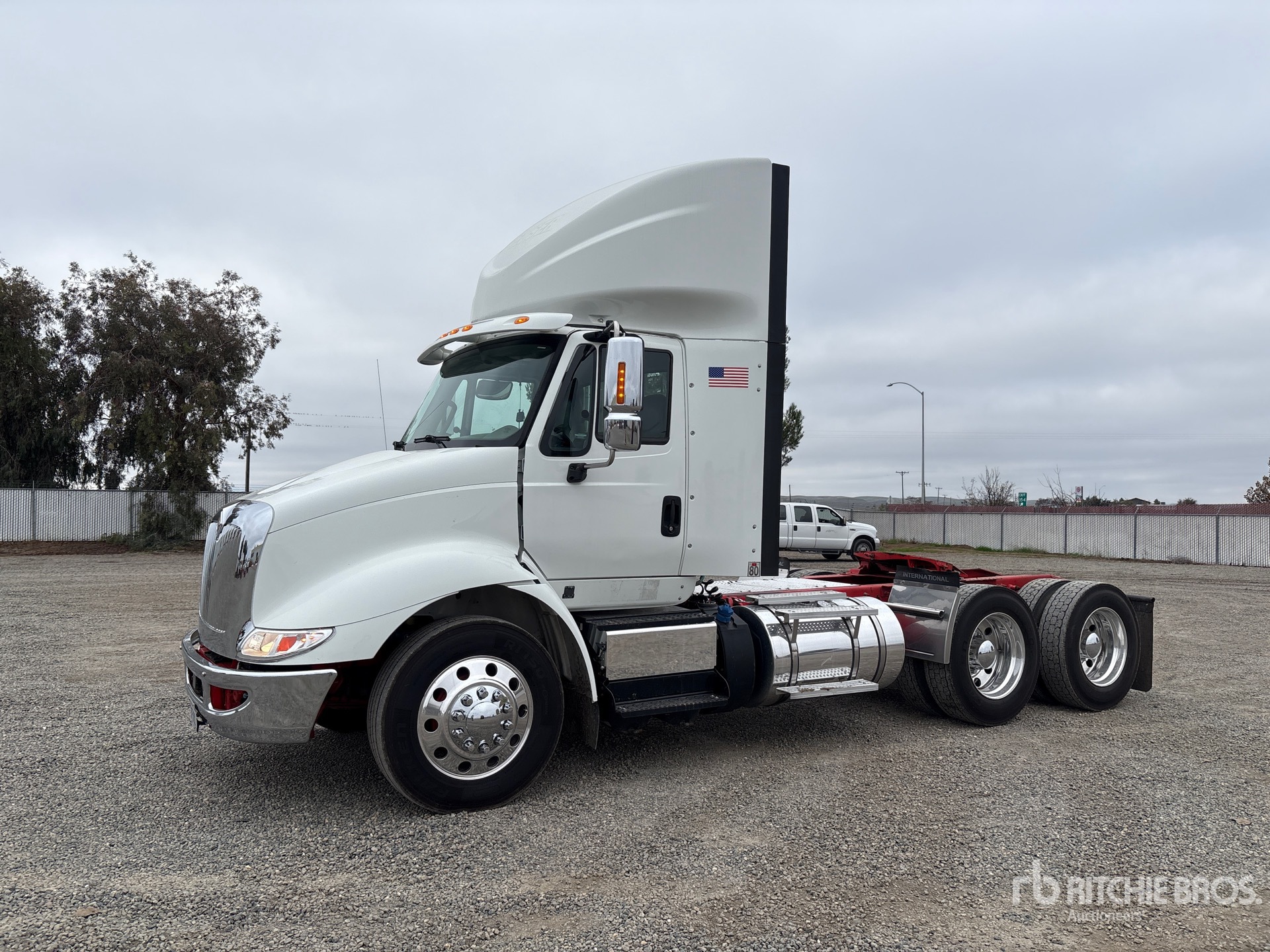 General Appearance with Featured Photo