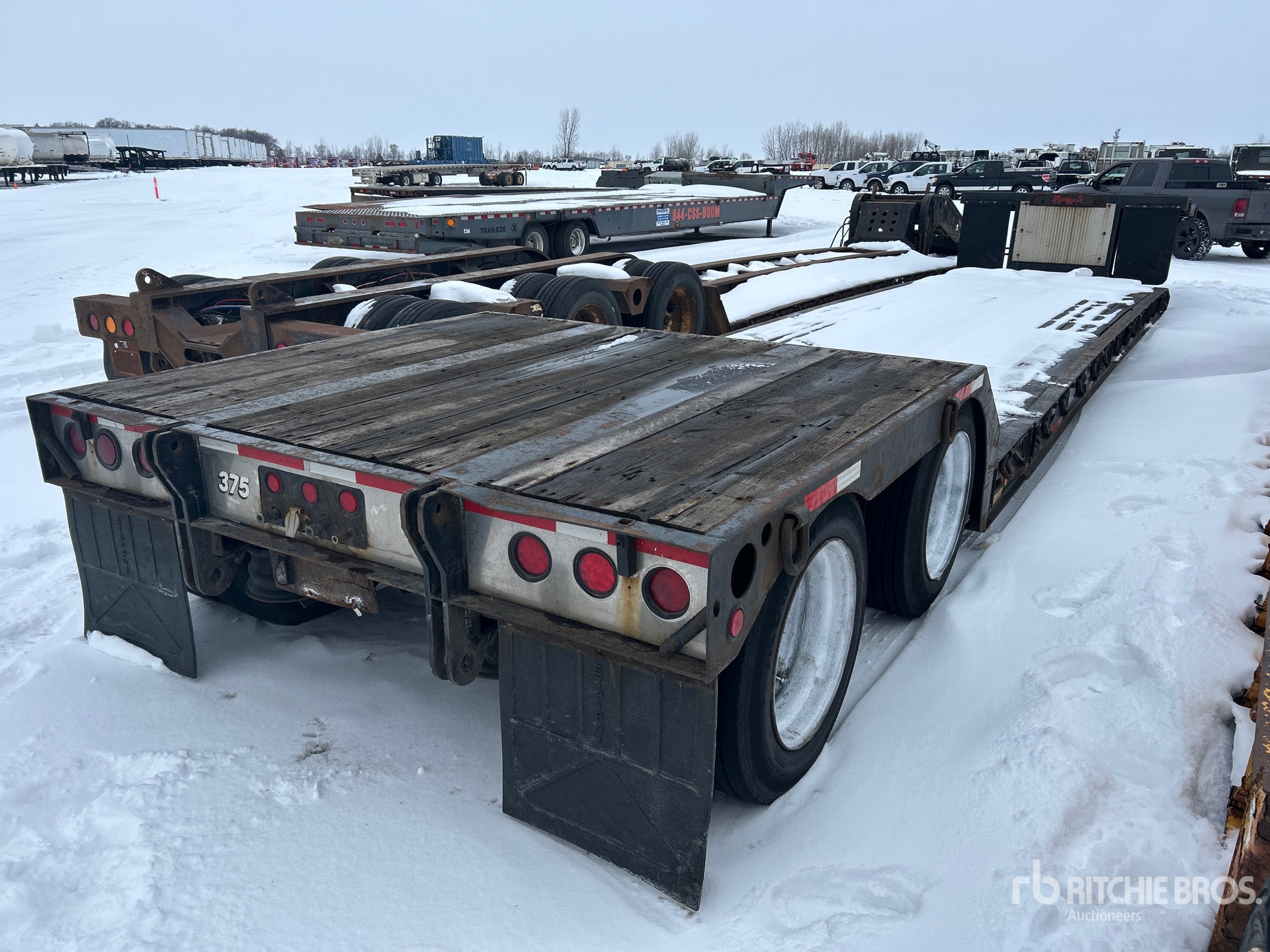 Aspect général with Image, coin arrière droit