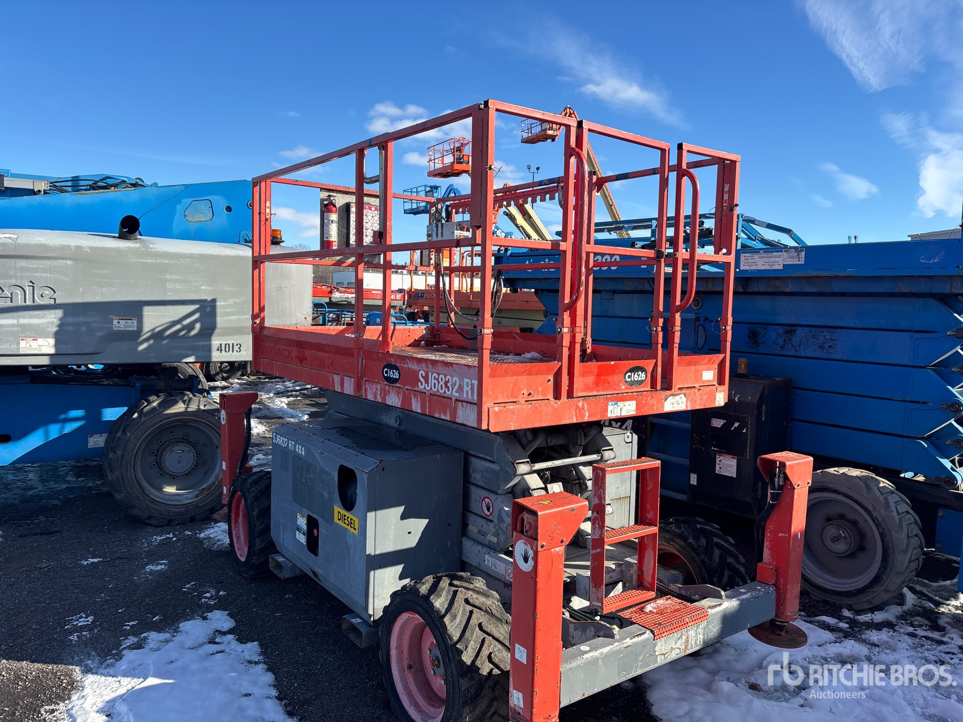 General Appearance with Picture, Right Front Corner