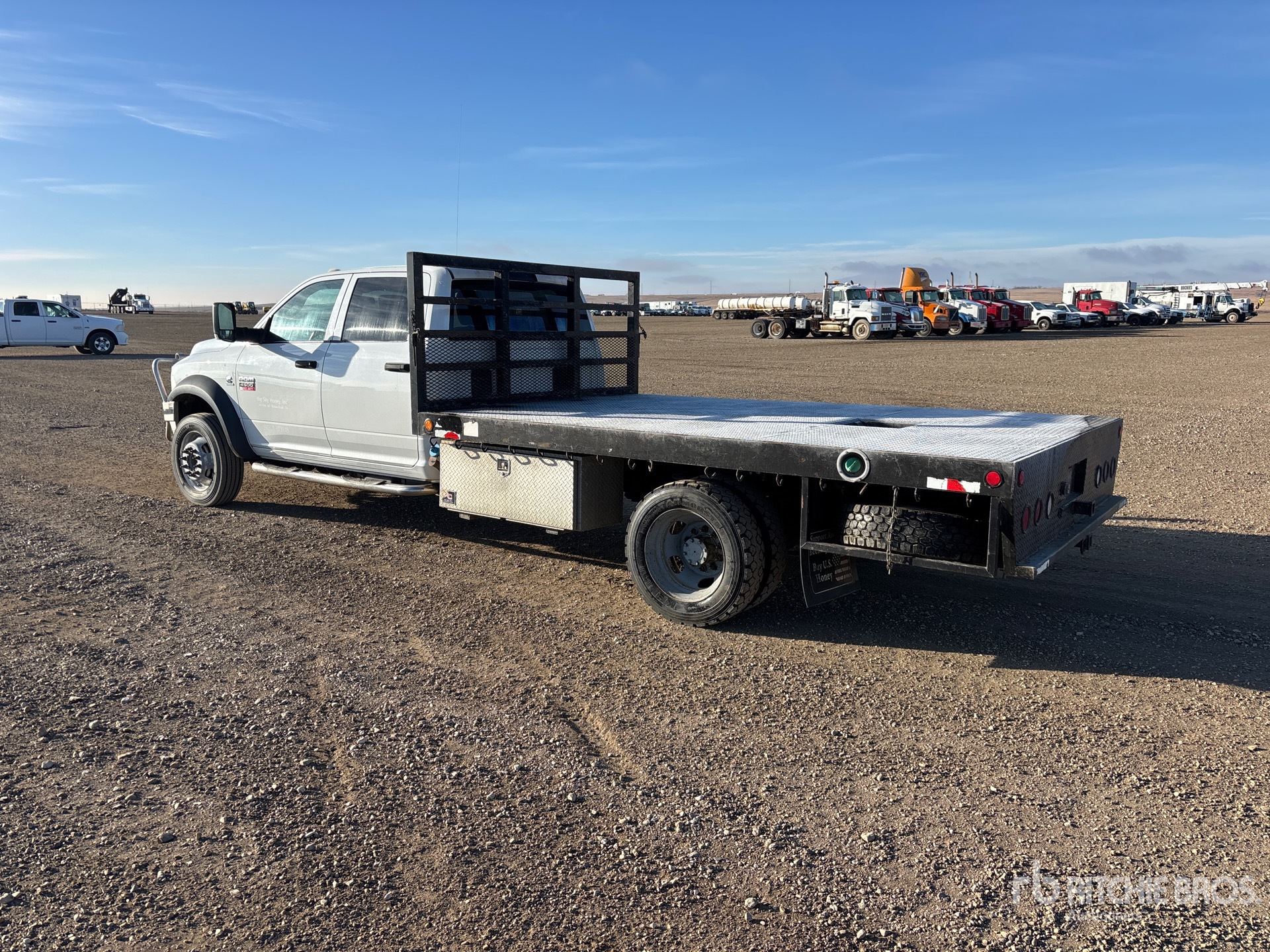 Aspect général with Image, coin arrière gauche