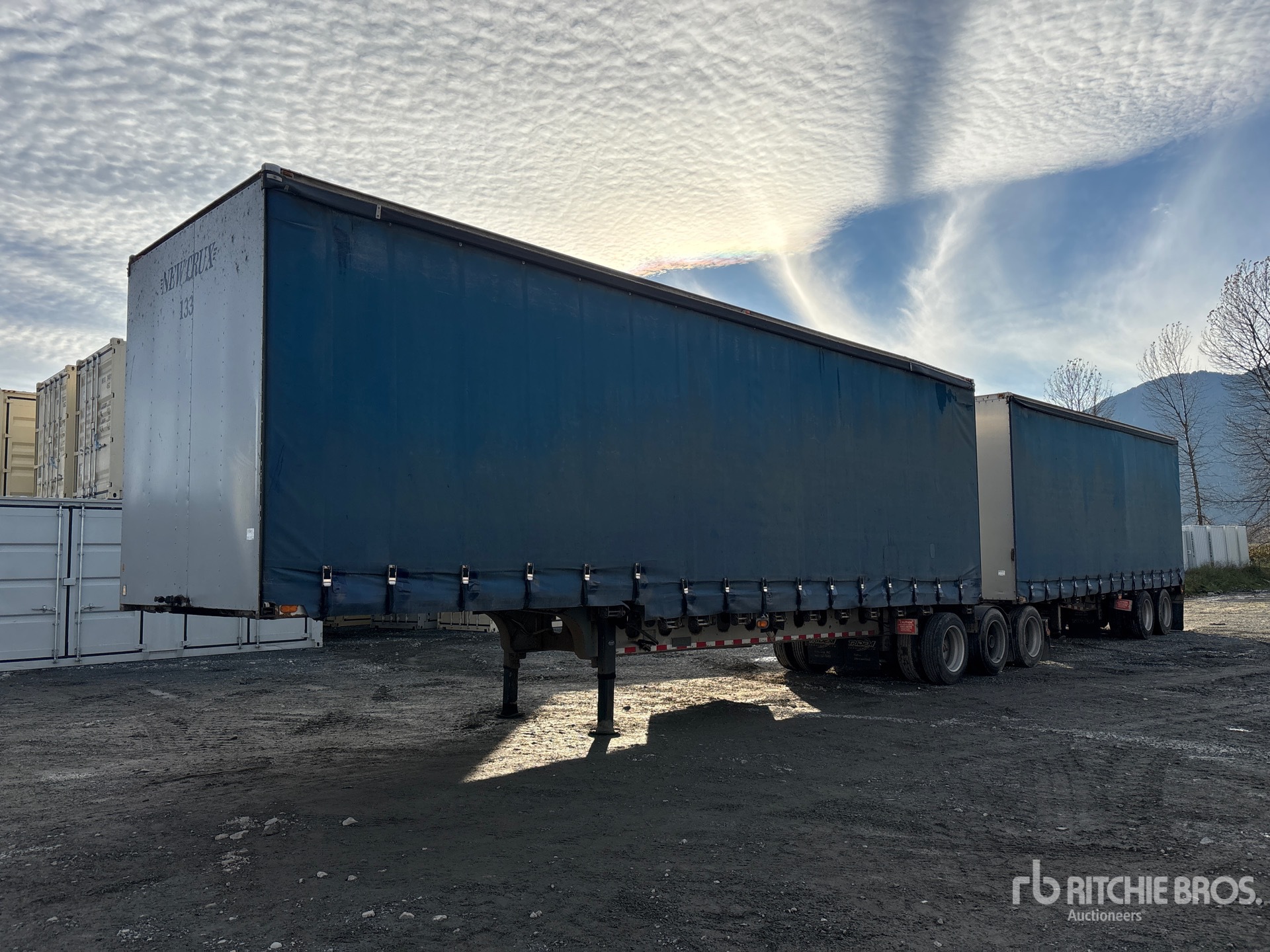 General Appearance with Featured Photo