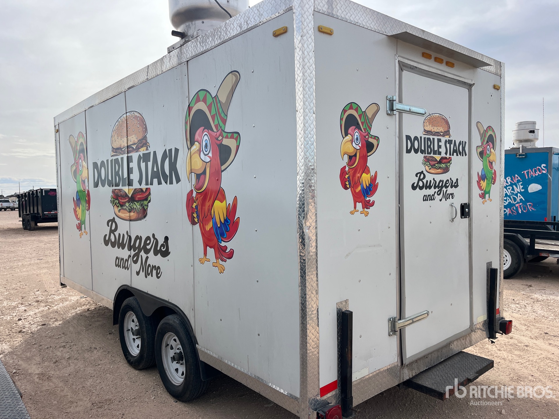 General Appearance with Imagen: esquina trasera izquierda