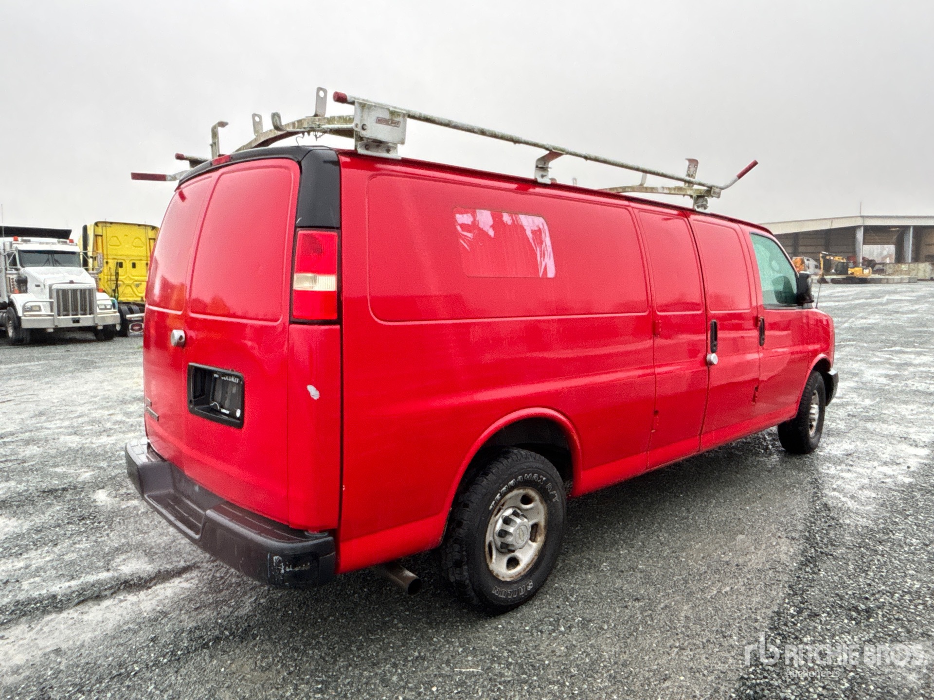 General Appearance with Picture, Right Rear Corner