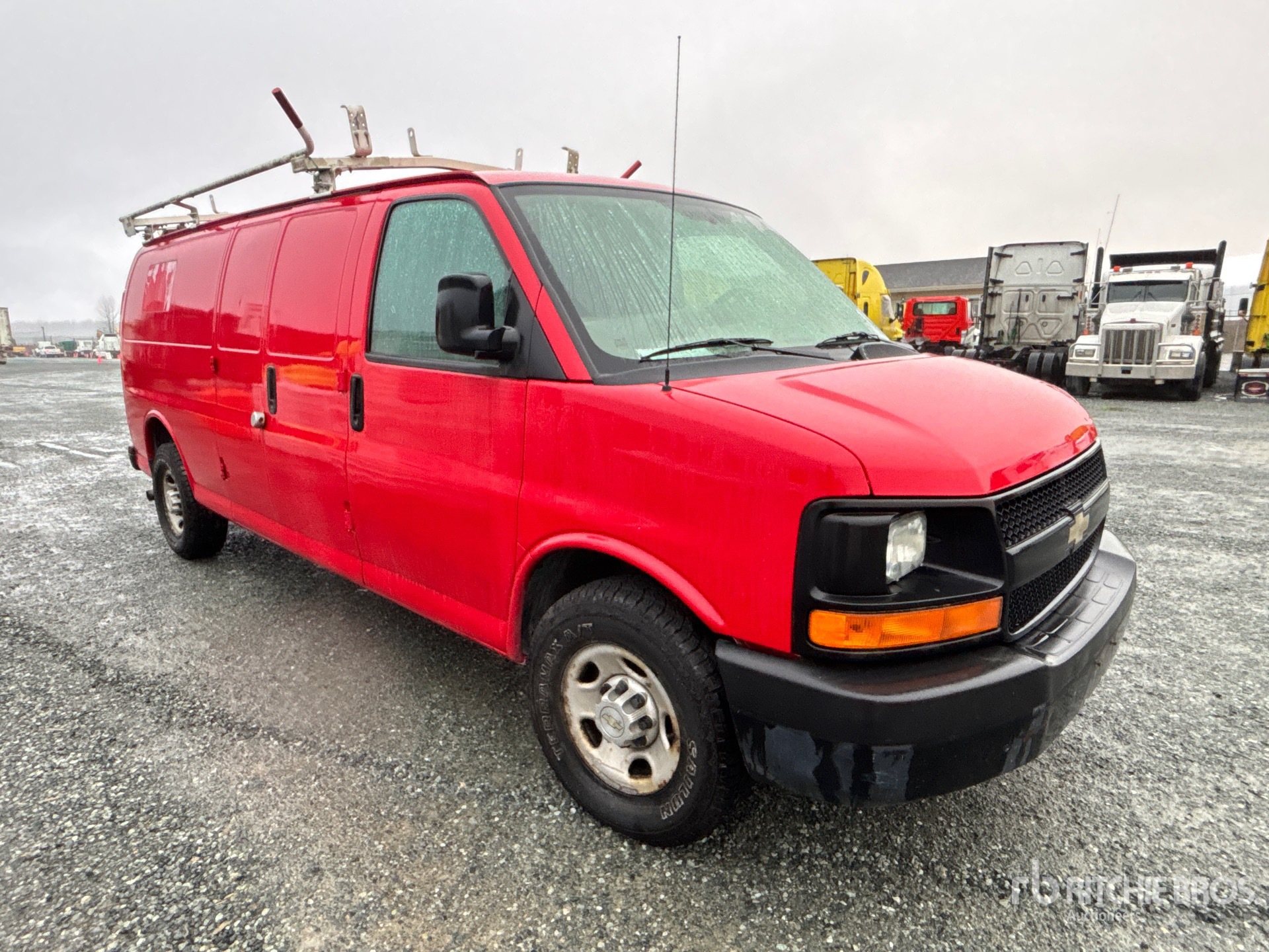 General Appearance with Picture, Right Front Corner