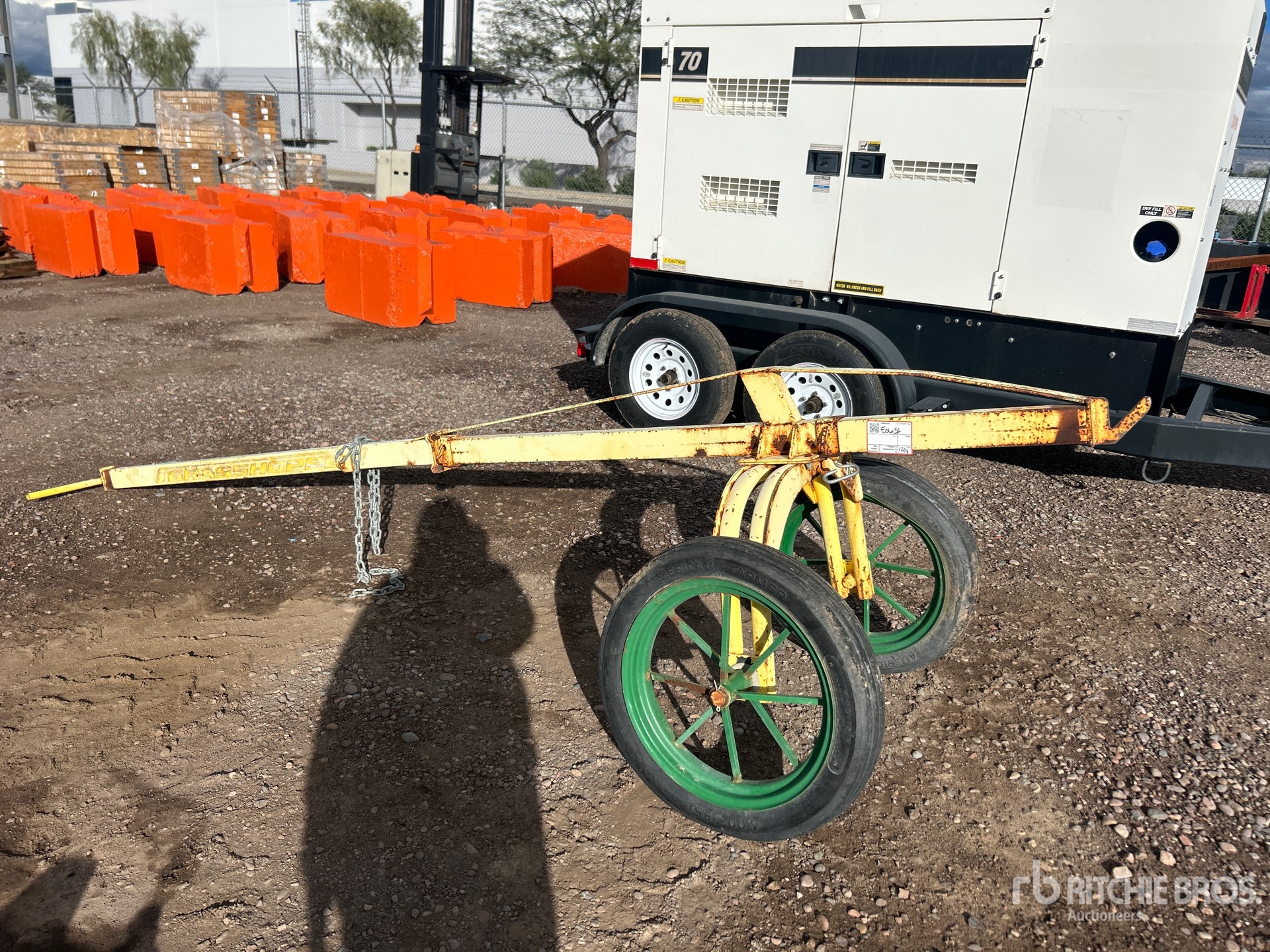 General Appearance with Picture, Left Front Corner