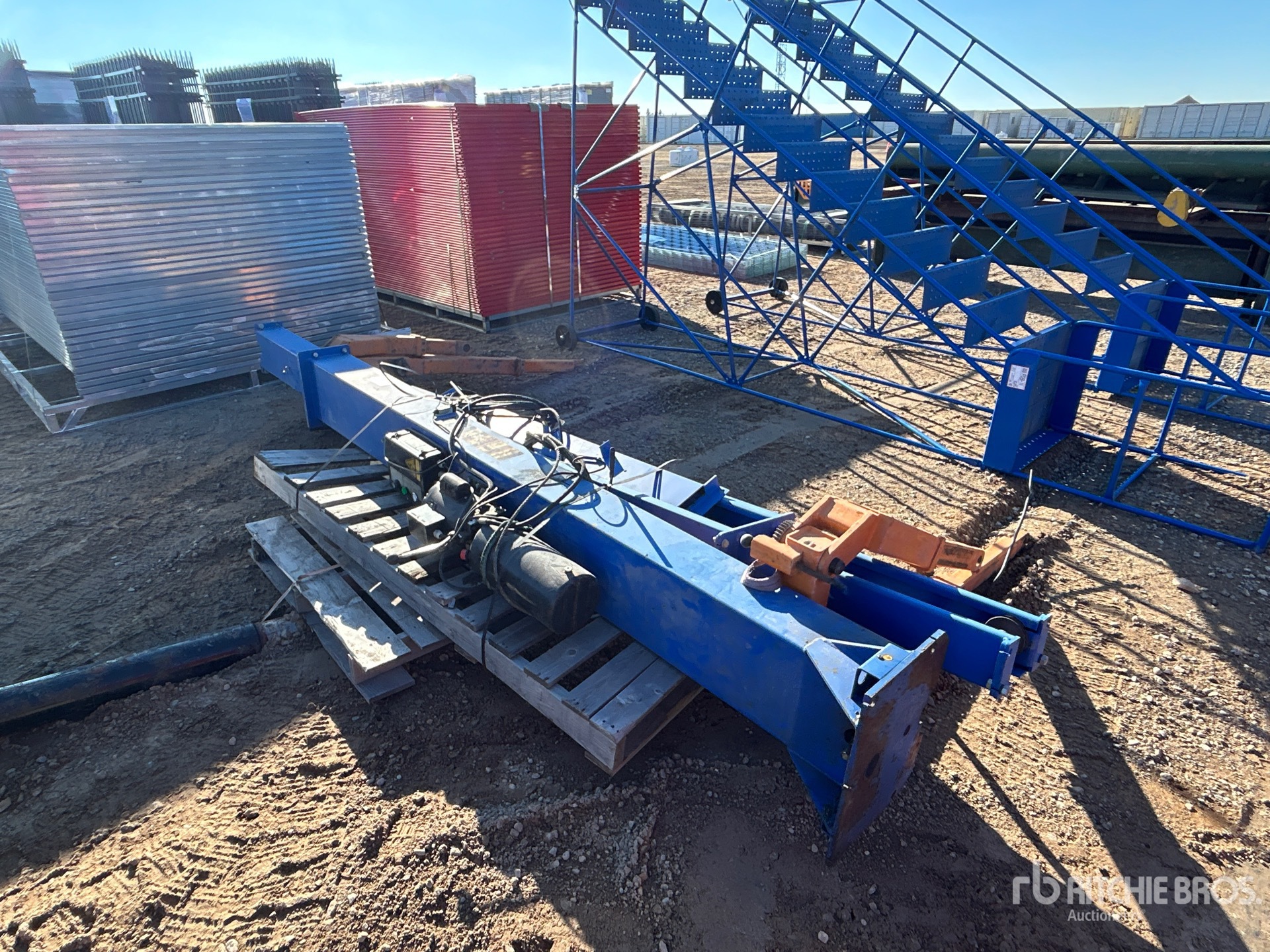 General Appearance with Foto, angolo anteriore sinistro