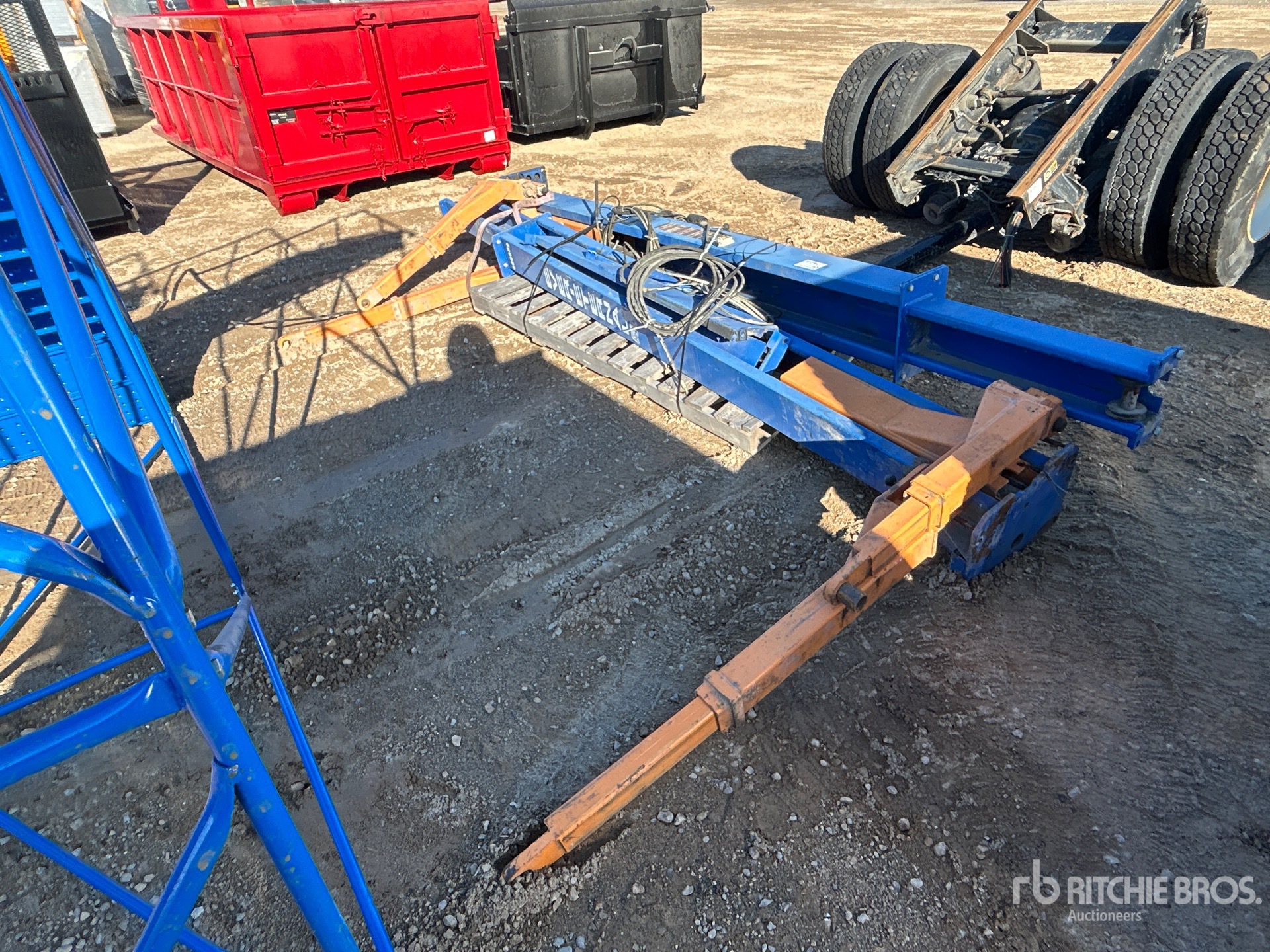 General Appearance with Foto, angolo anteriore sinistro