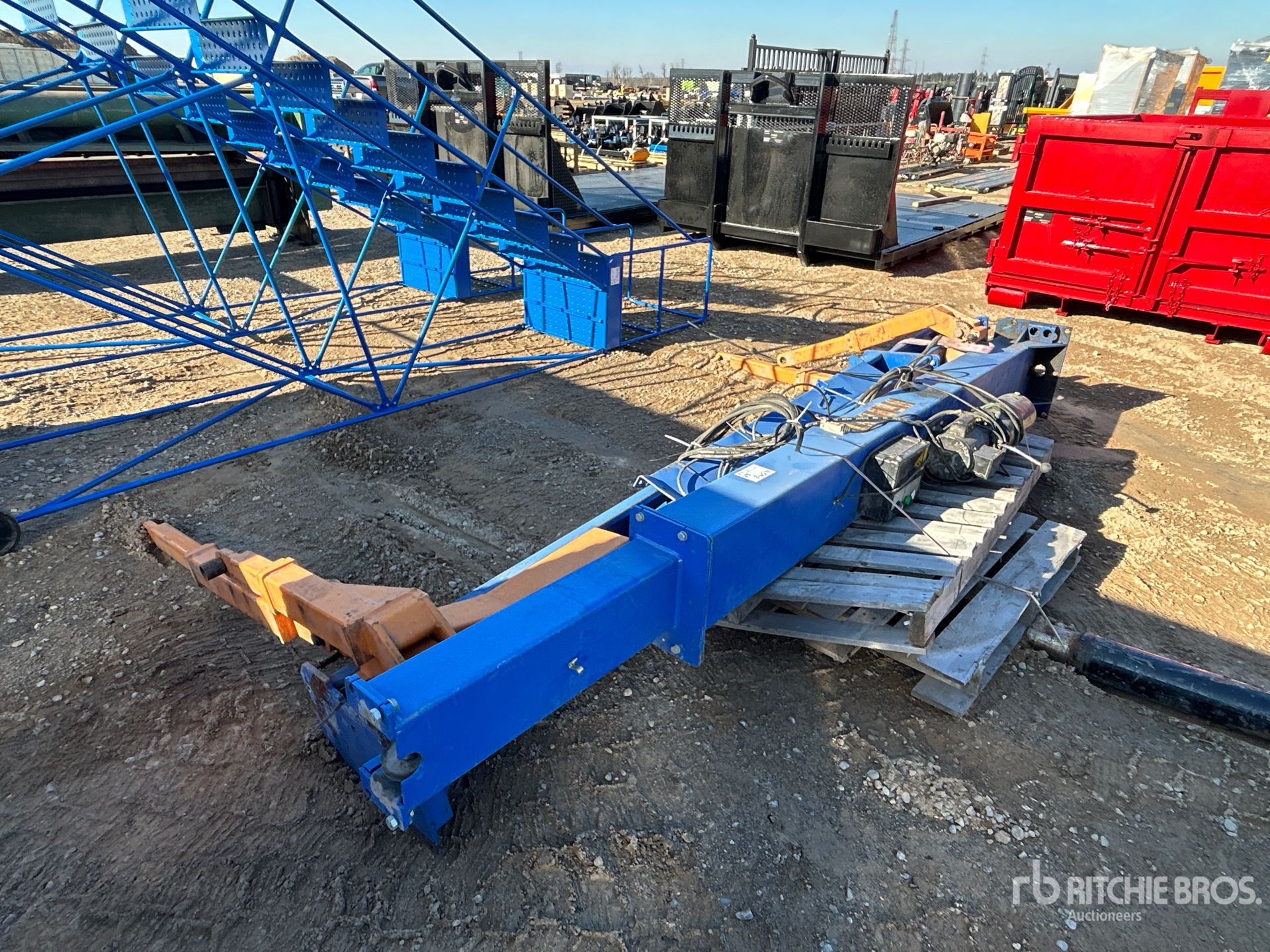 General Appearance with Foto, angolo posteriore sinistro