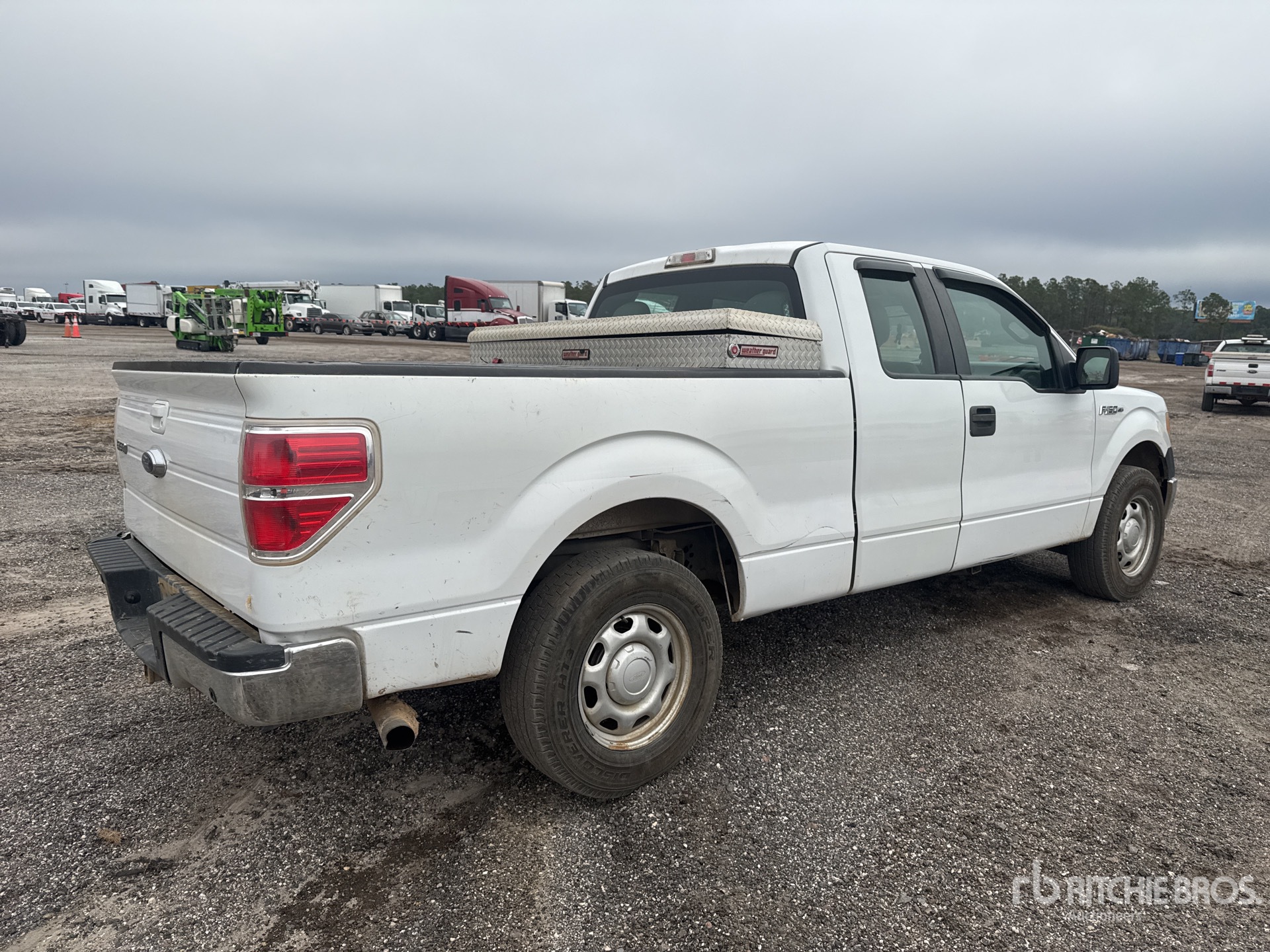 General Appearance with Picture, Right Rear Corner