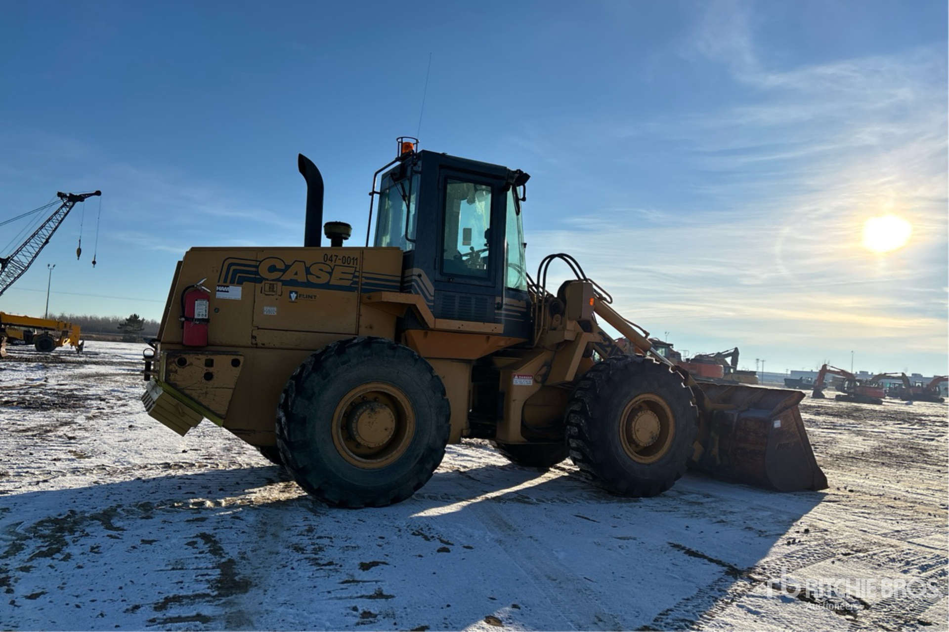 General Appearance with Picture, Right Rear Corner