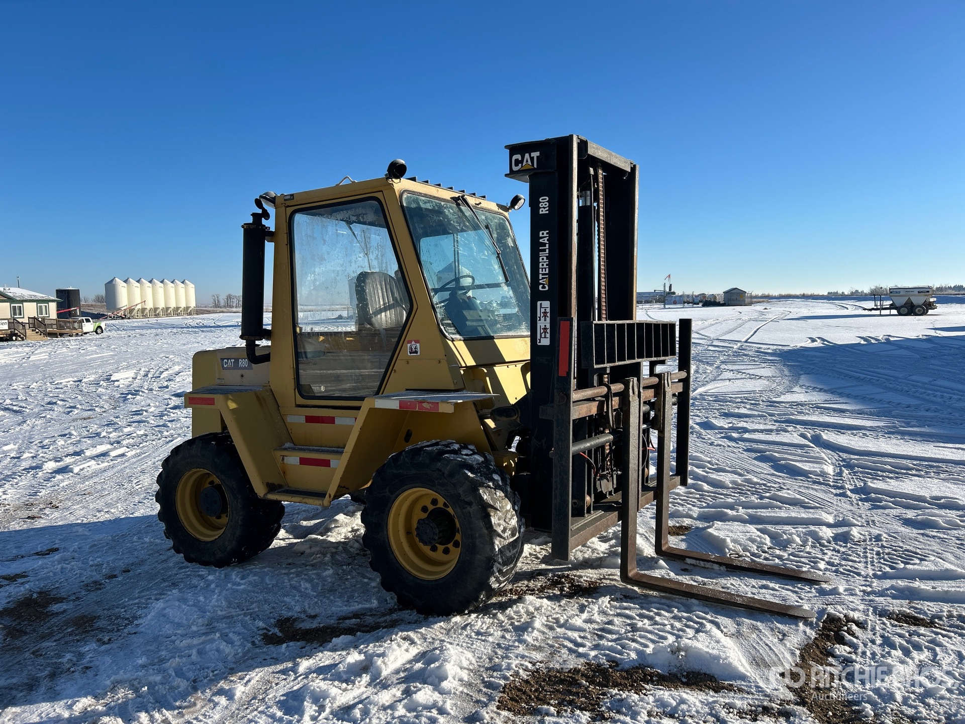 Aspect général with Image, coin avant droit