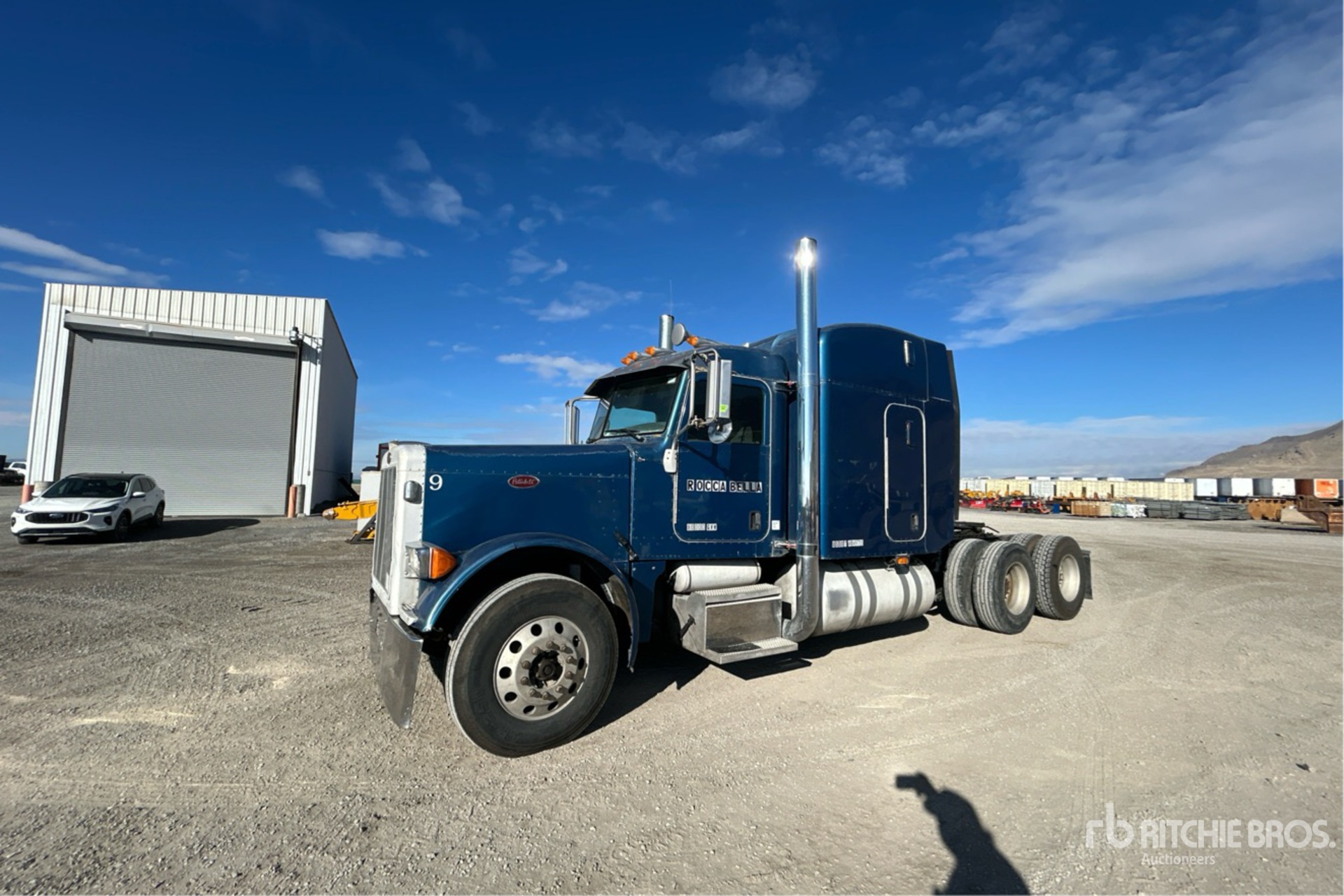 General Appearance with Picture, Left Front Corner