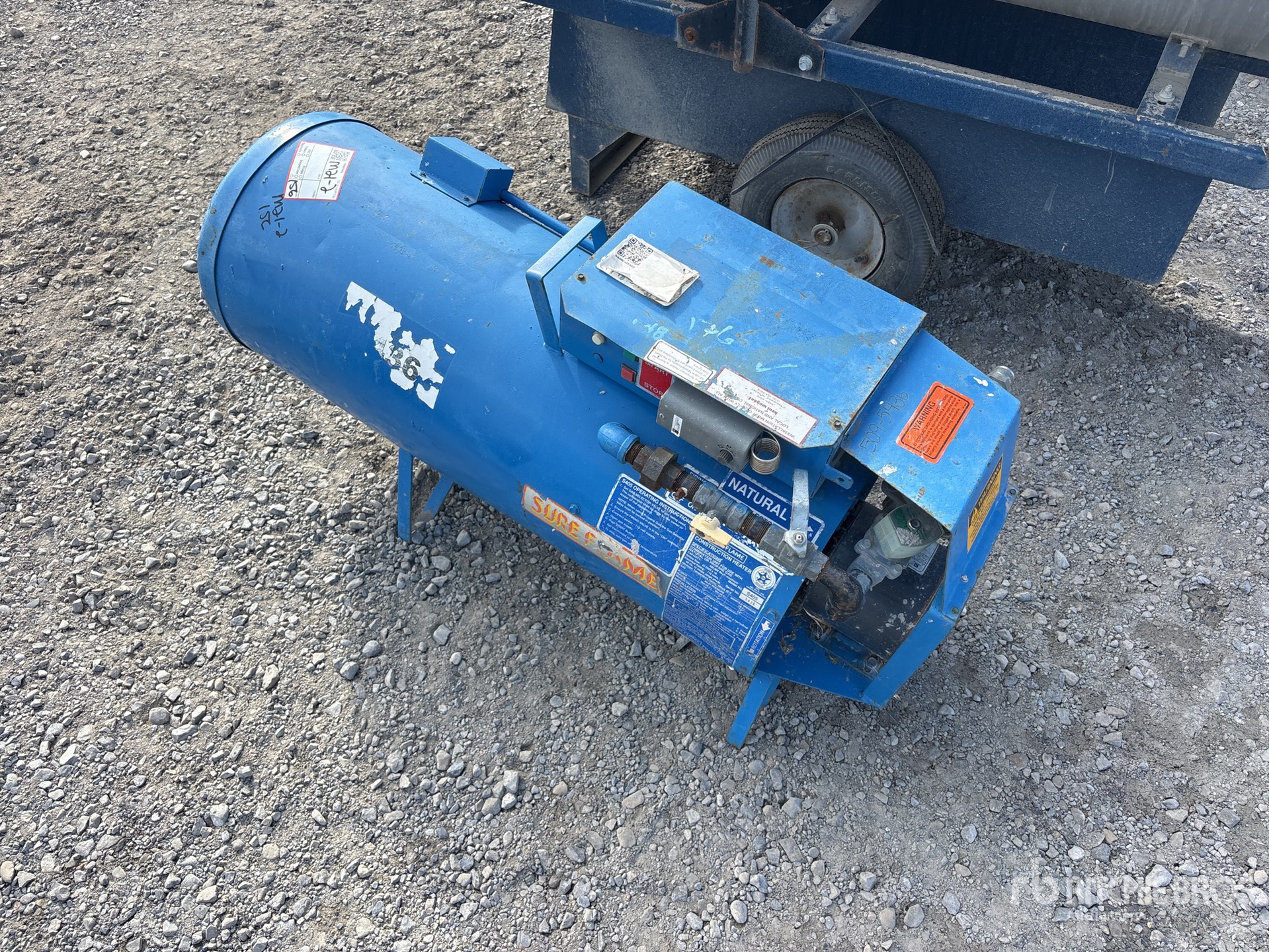 General Appearance with Featured Photo