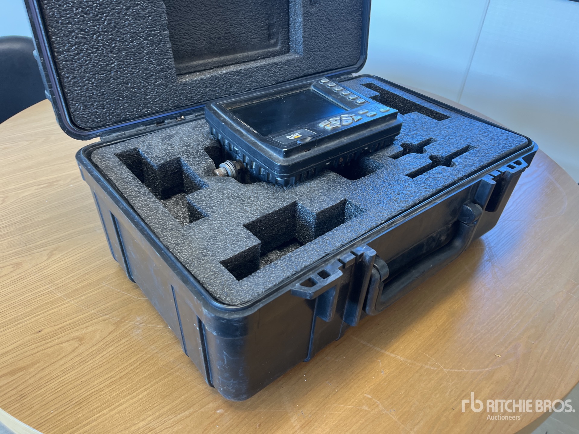 Aspect général with Image, coin avant droit