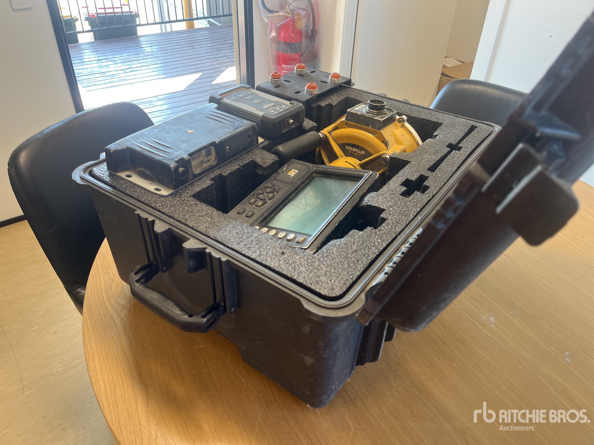 Aspect général with Image, coin arrière gauche