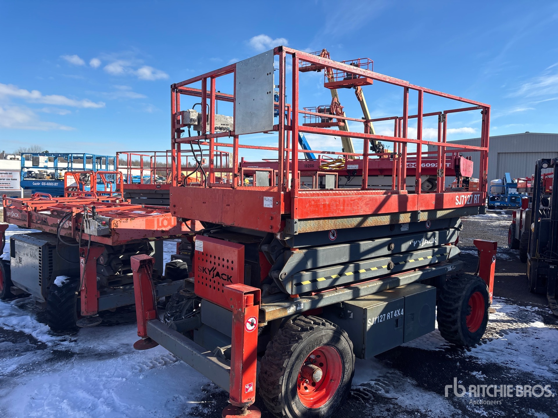 General Appearance with Imagen: esquina trasera derecha