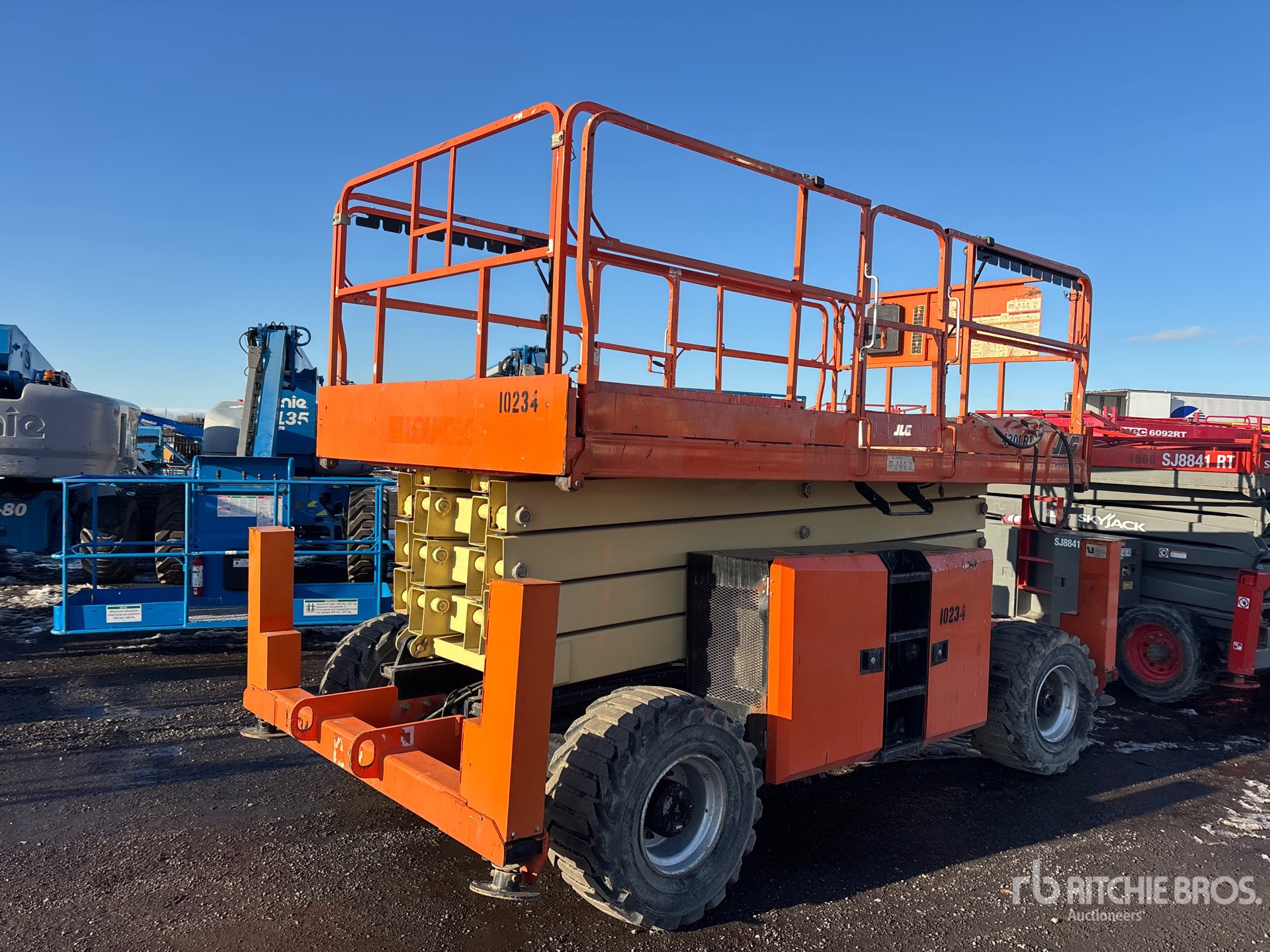 General Appearance with Picture, Right Rear Corner