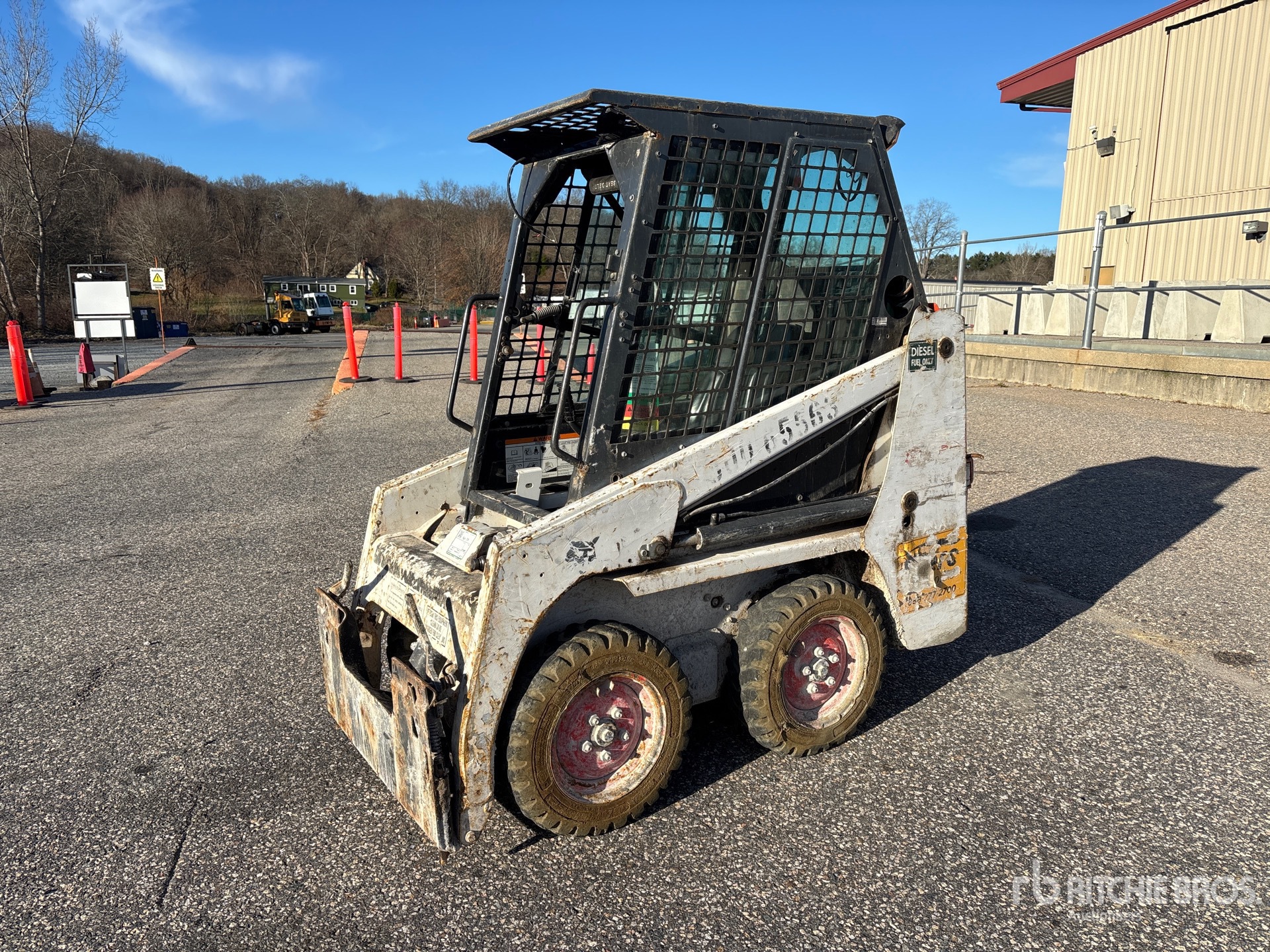 General Appearance with Picture, Left Front Corner